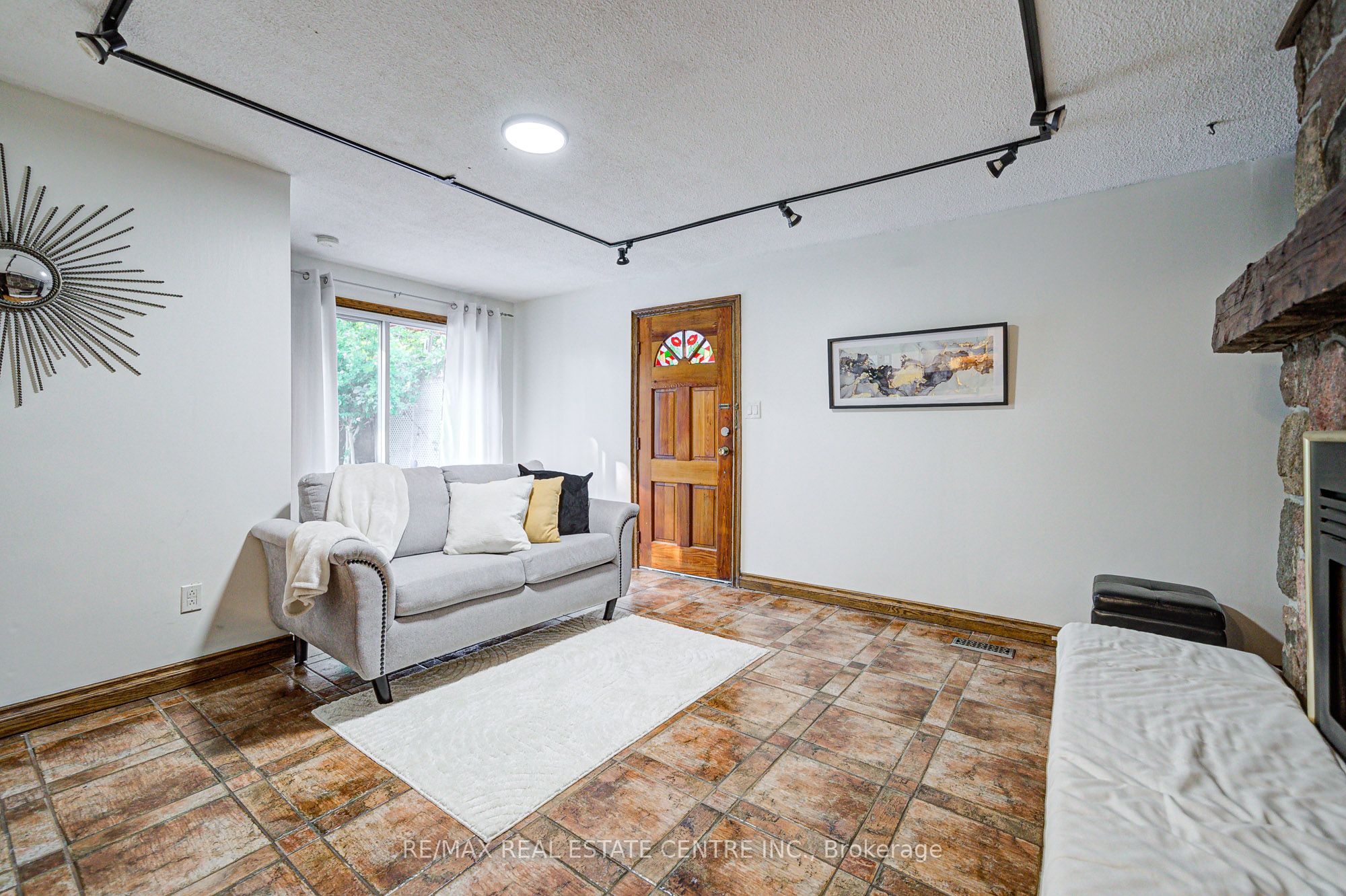 MLS #W12484748 image #7