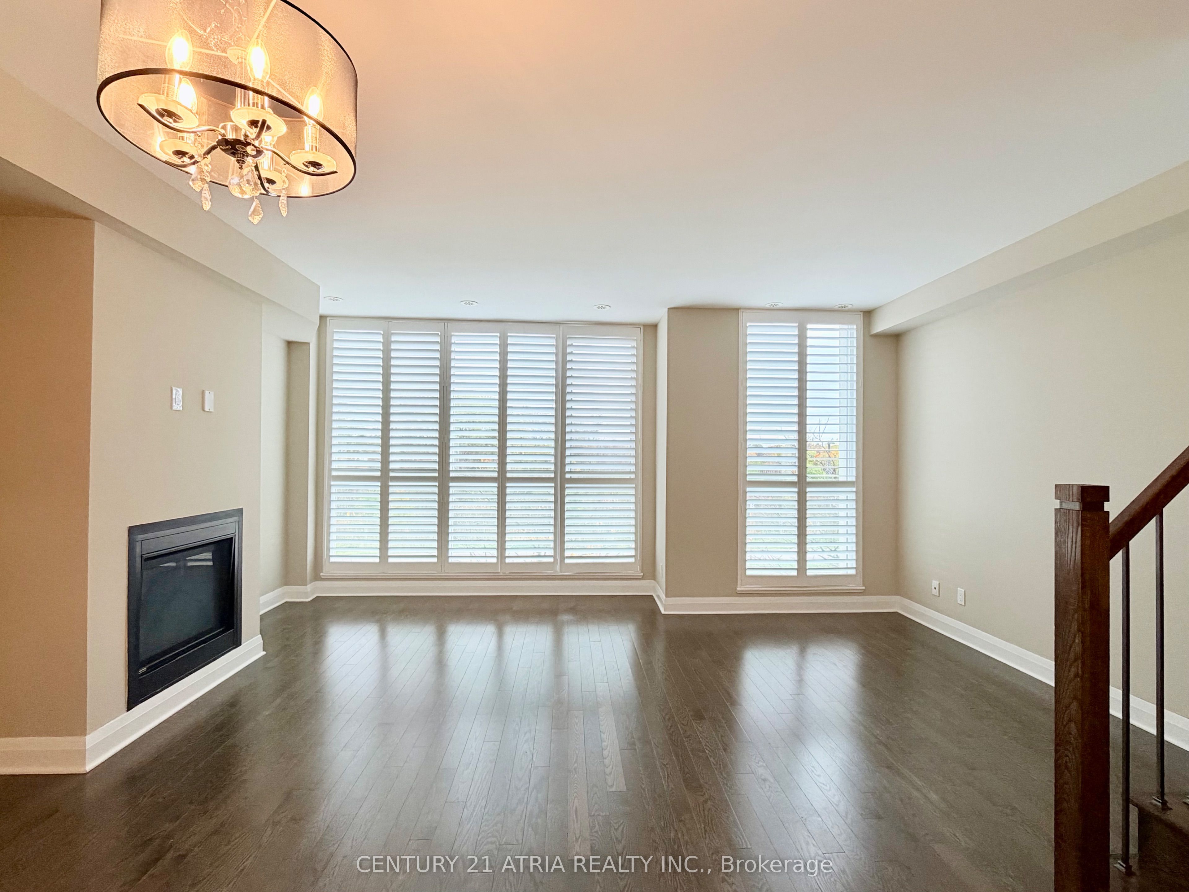 MLS #W12484900 image #10