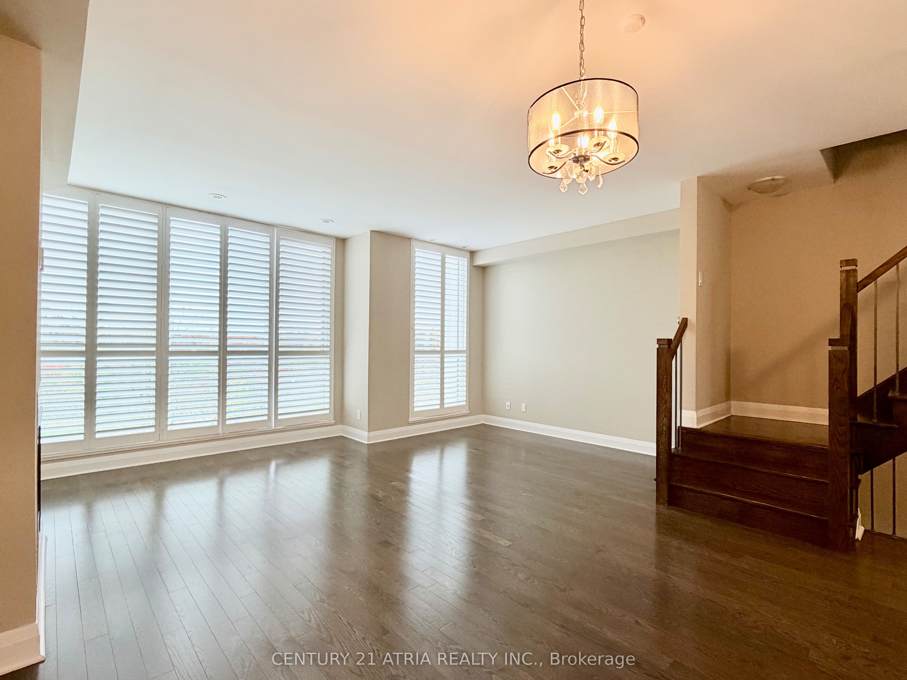 MLS #W12484900 image #11