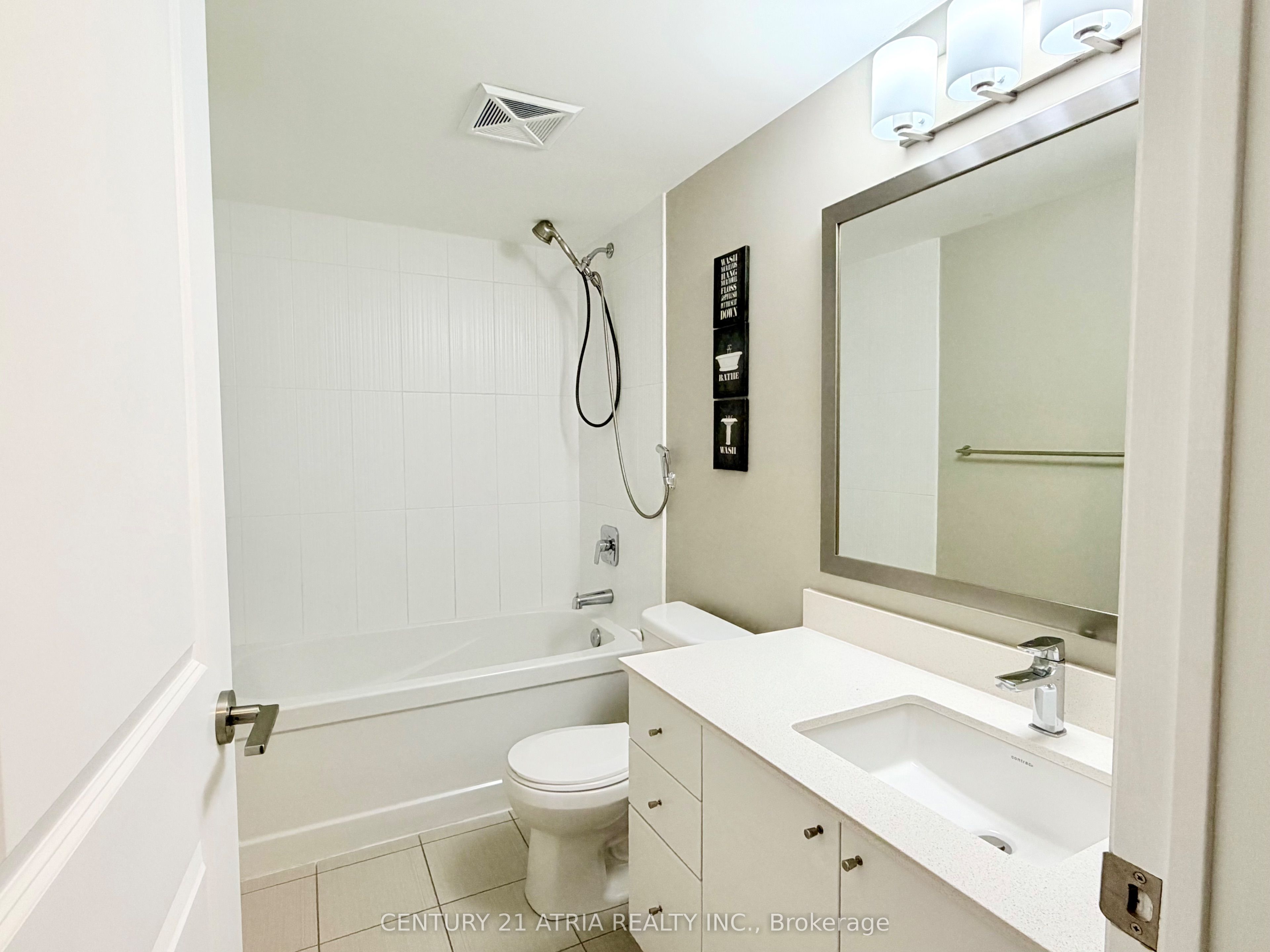 MLS #W12484900 image #24