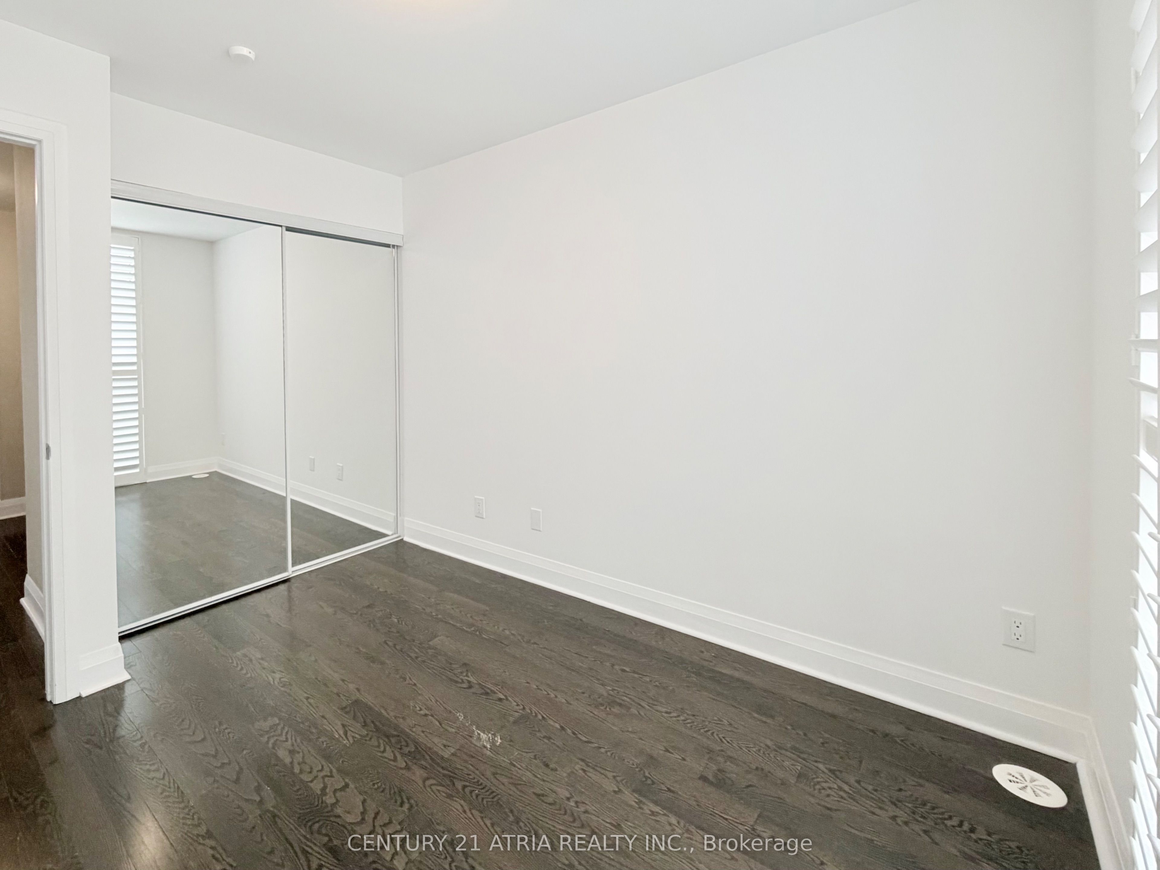 MLS #W12484900 image #26