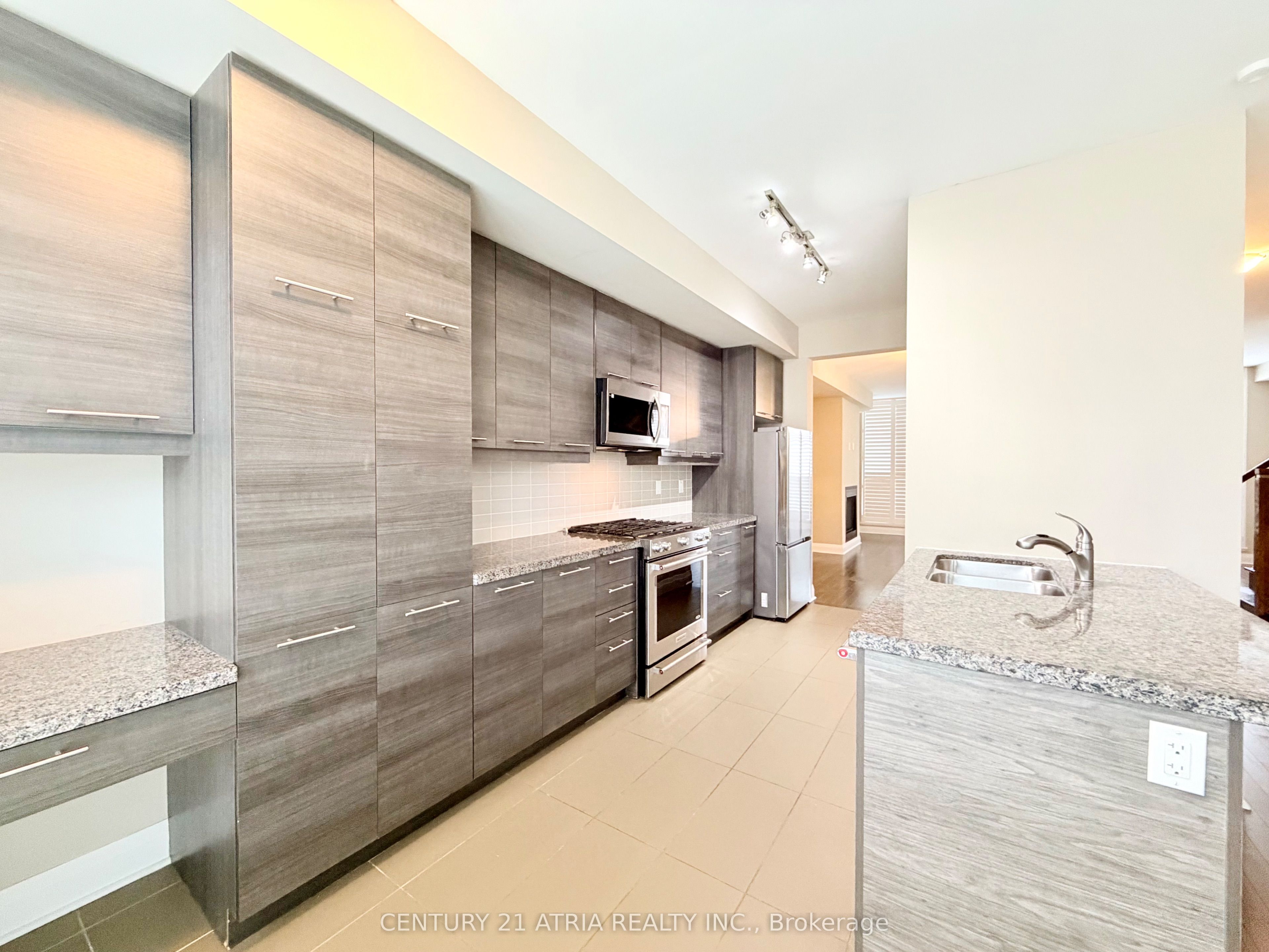 MLS #W12484900 image #6