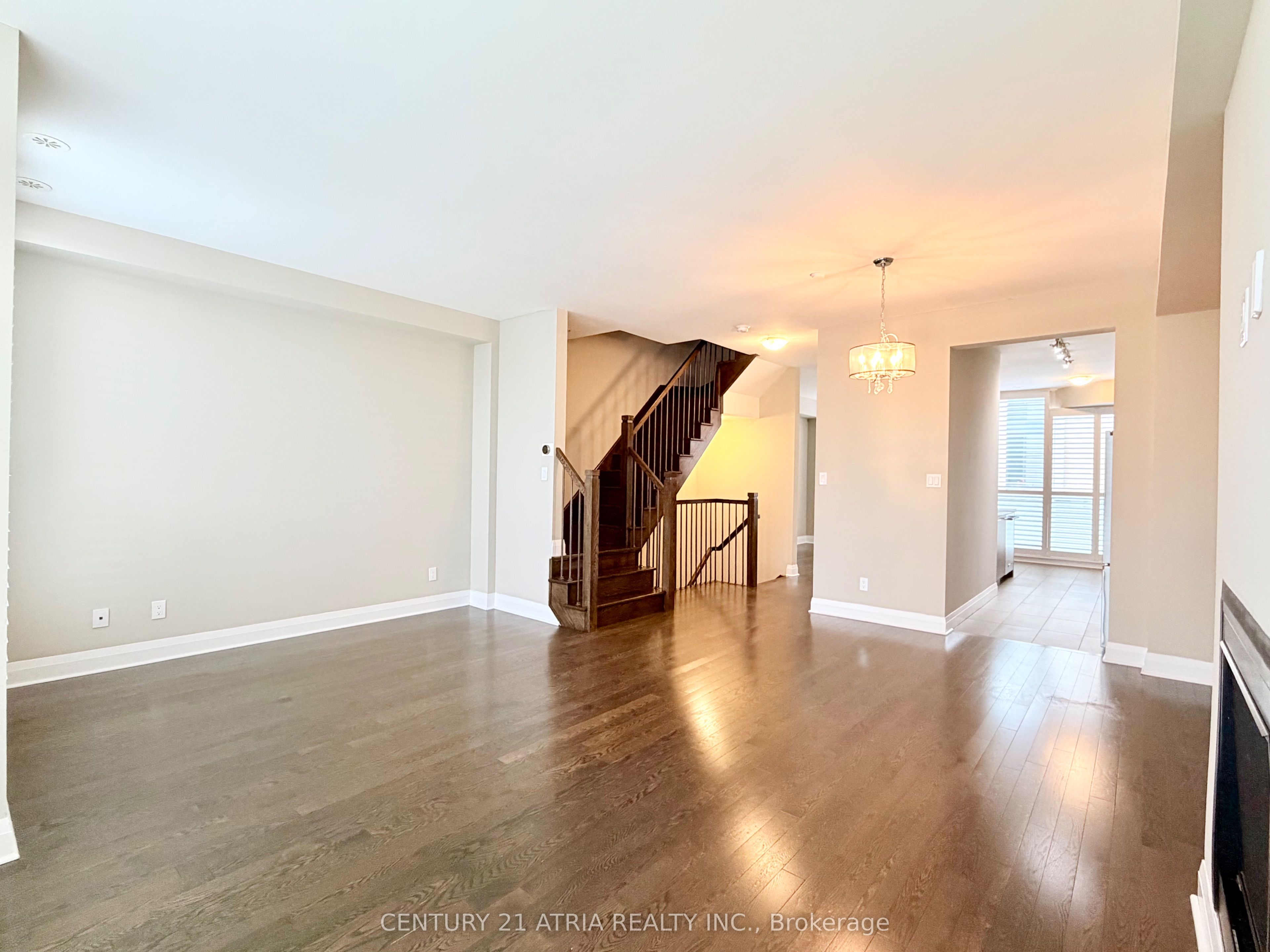 MLS #W12484900 image #9