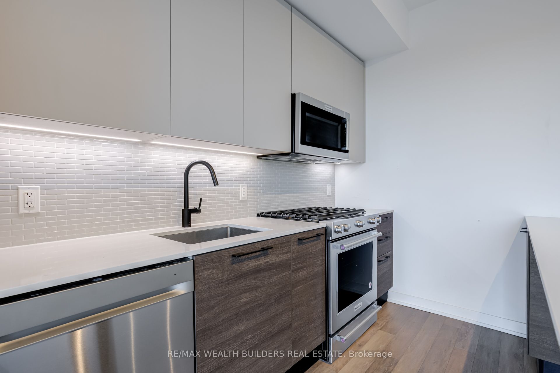 MLS #W12485598 image #7