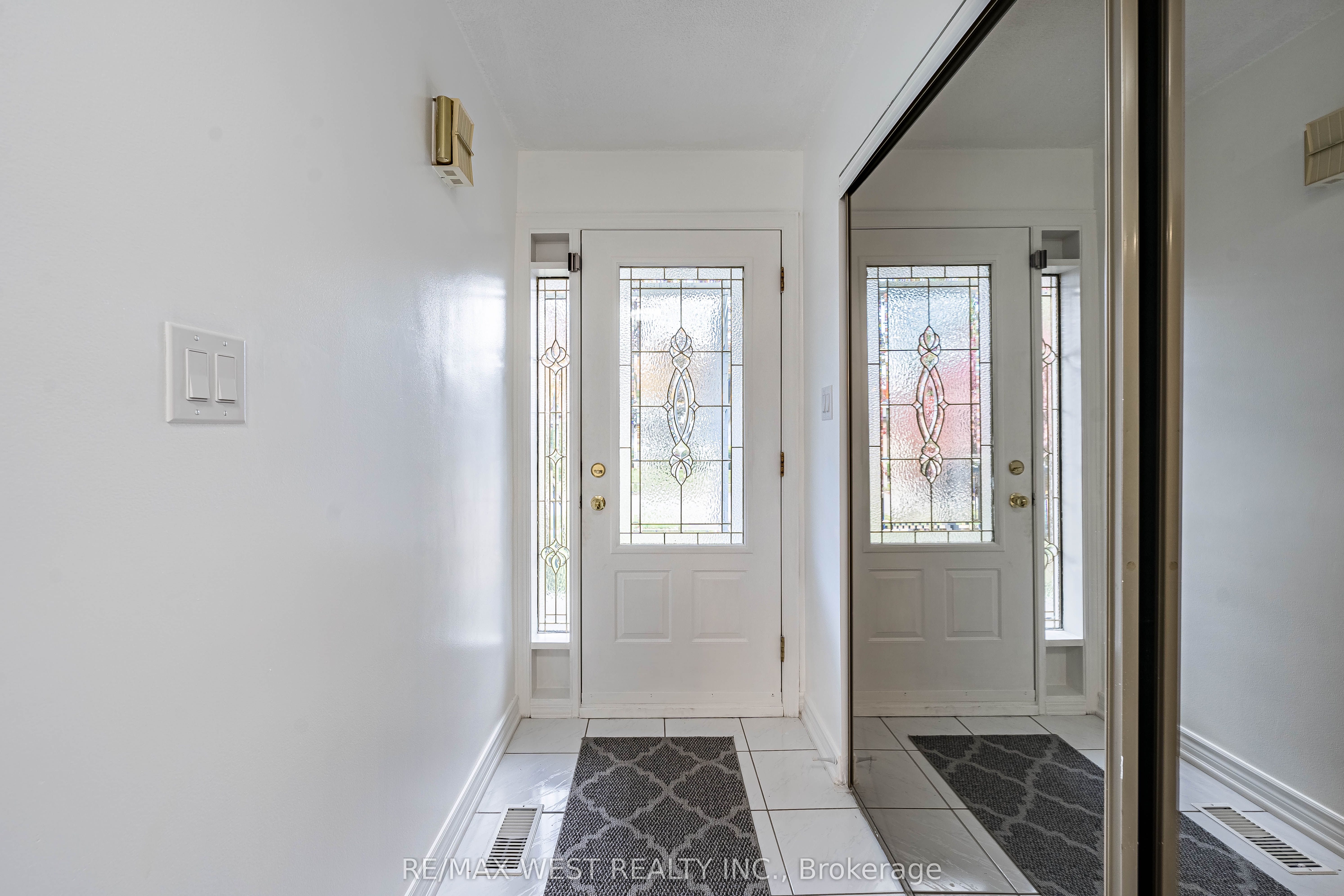 MLS #W12485620 image #2