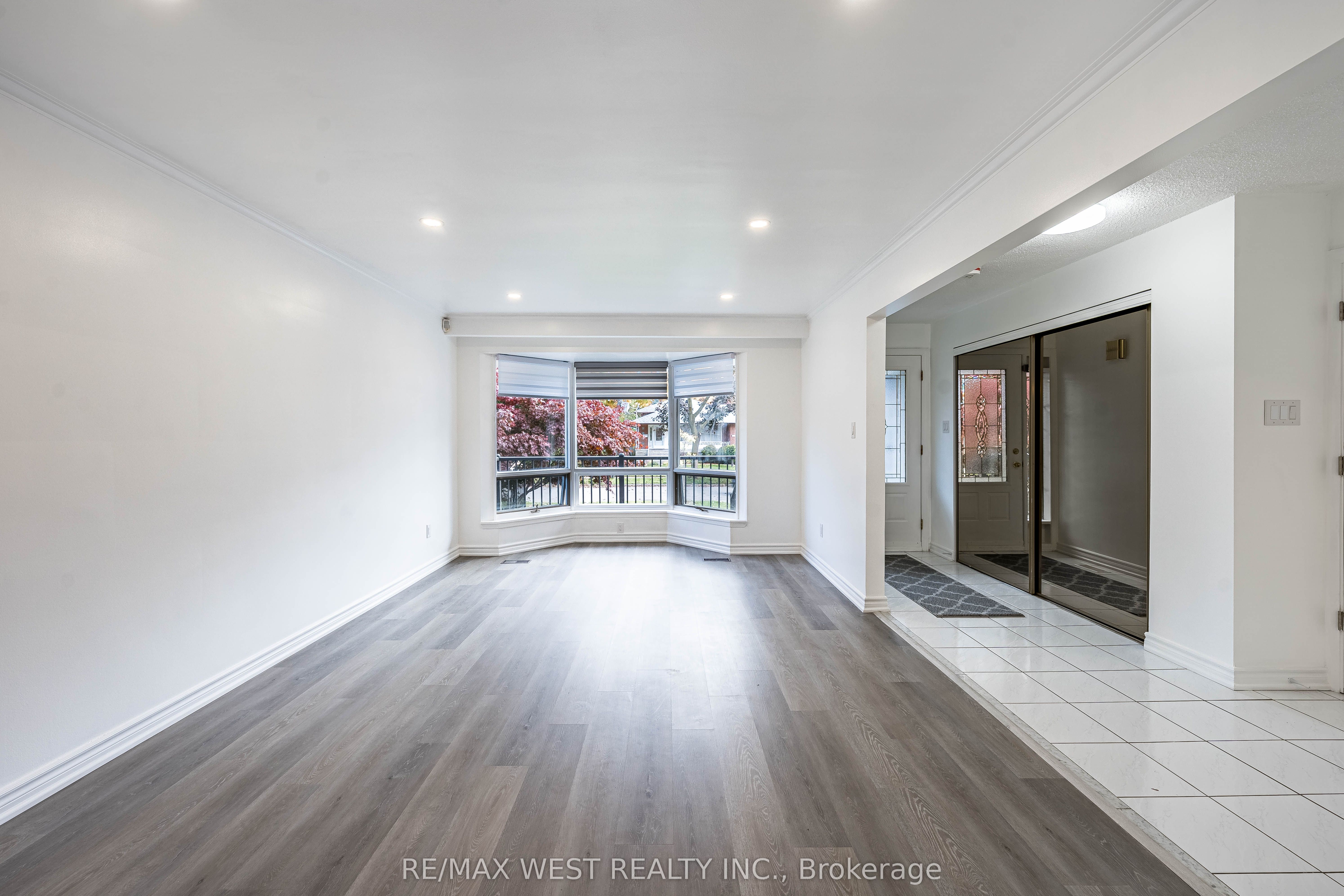 MLS #W12485620 image #5