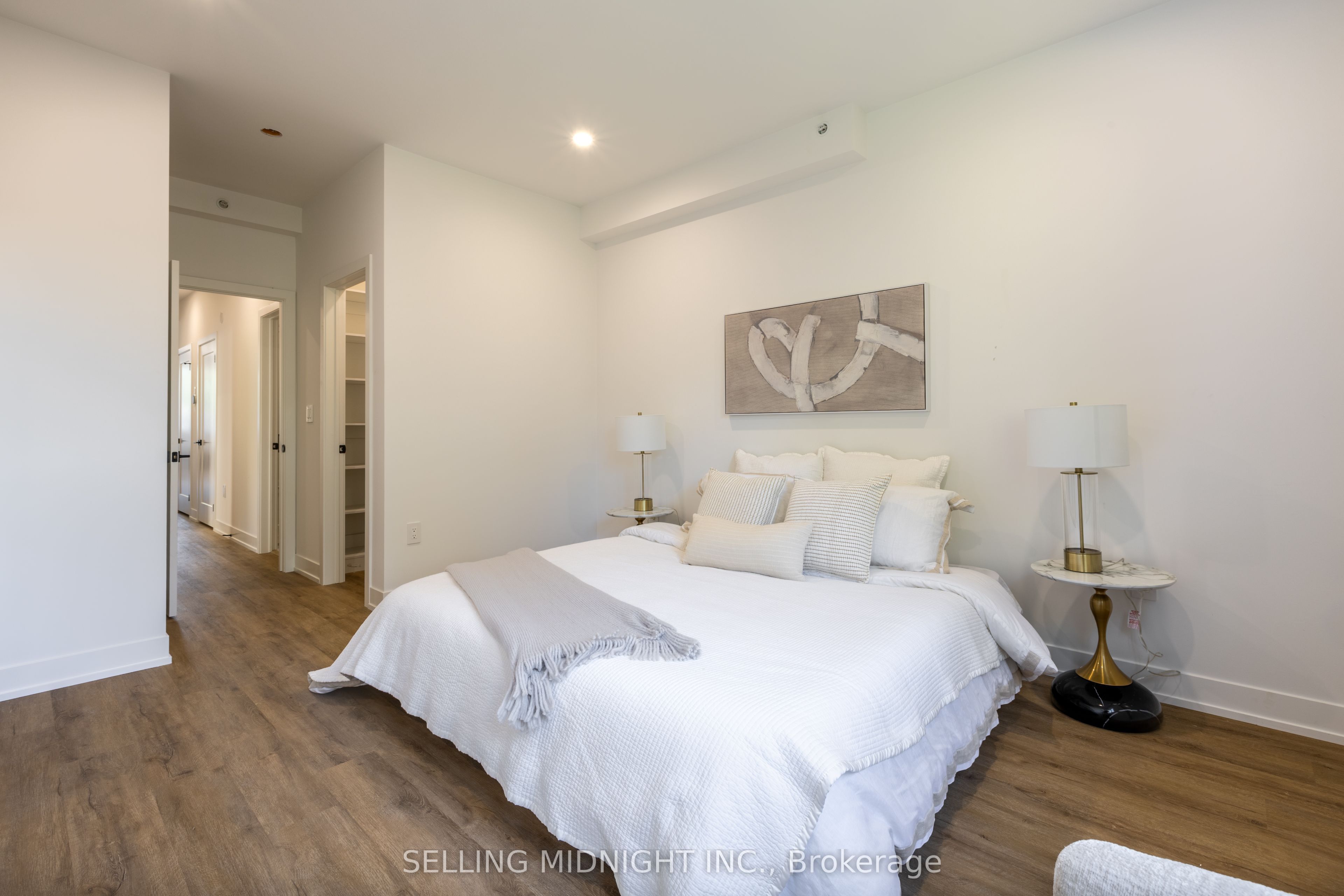 MLS #W12486293 image #9