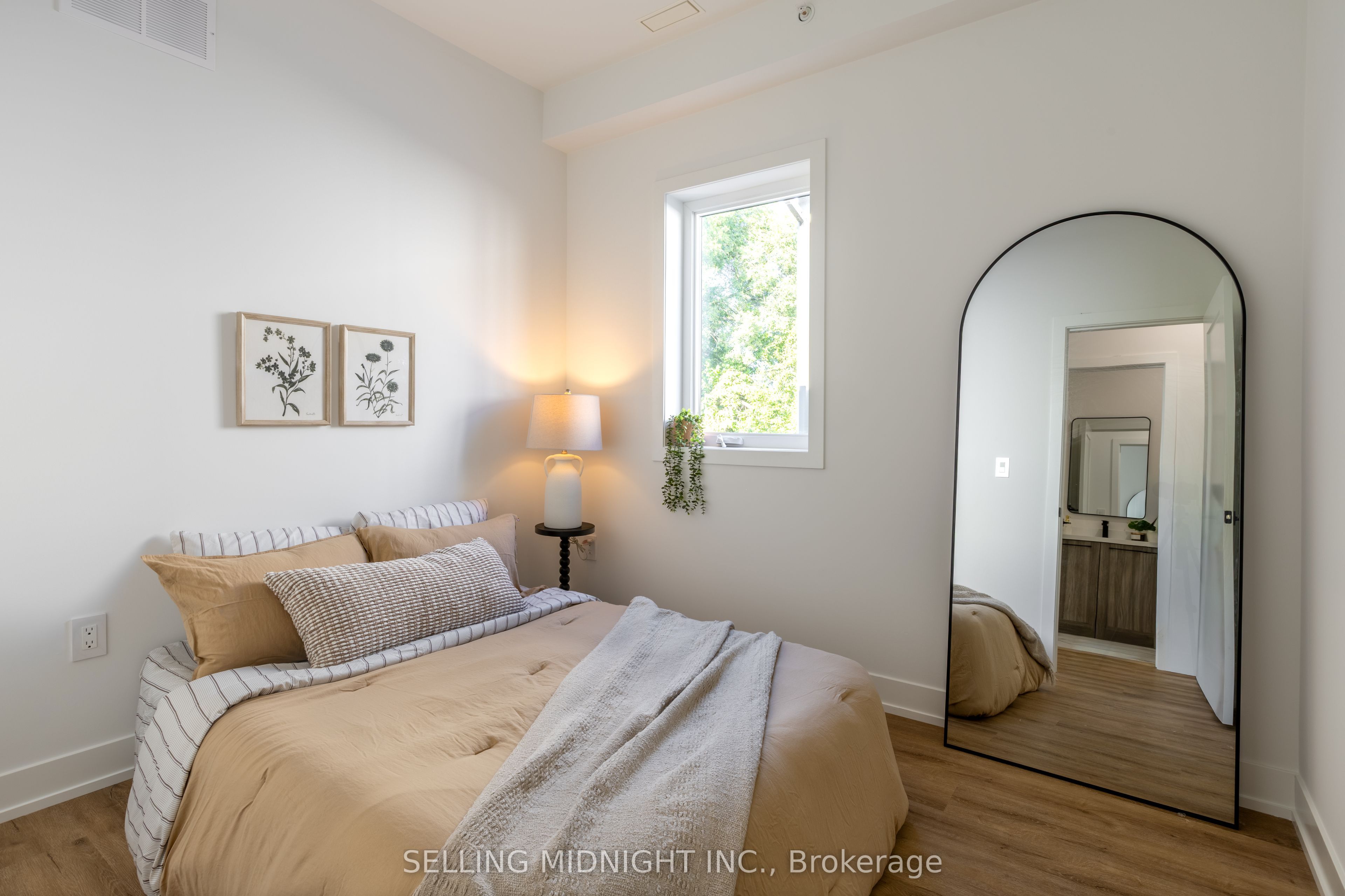 MLS #W12486298 image #9