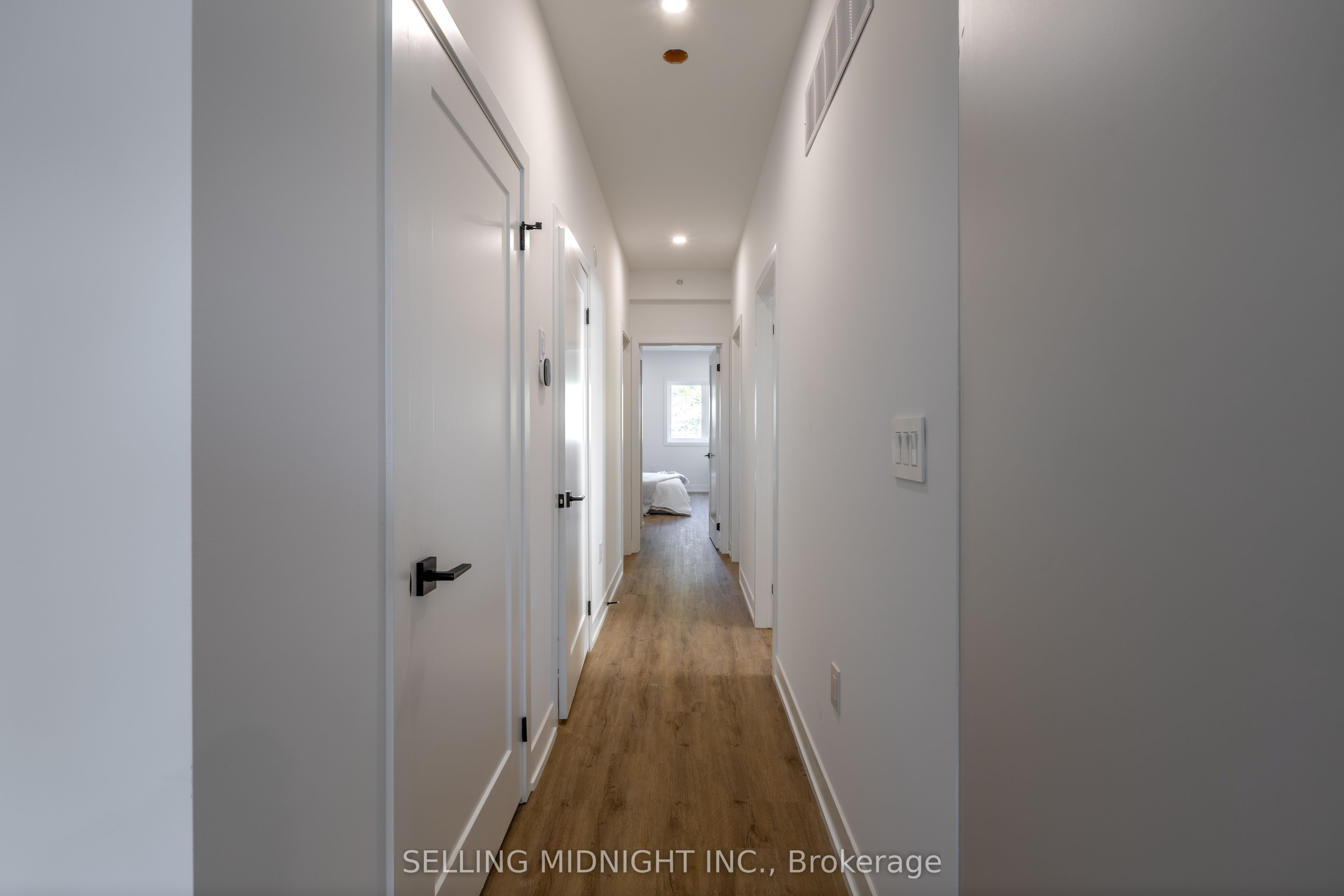 MLS #W12486300 image #5