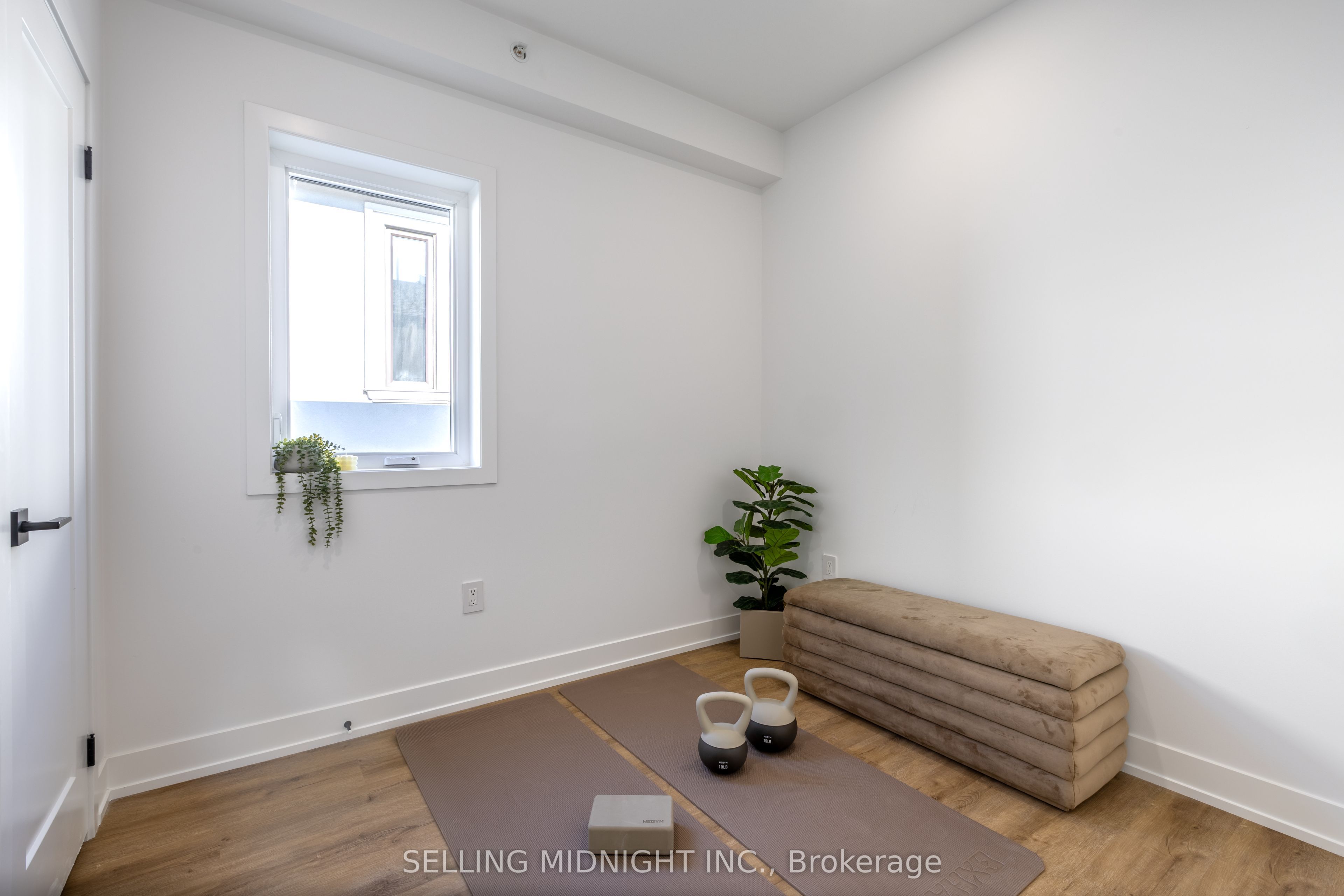 MLS #W12486301 image #13