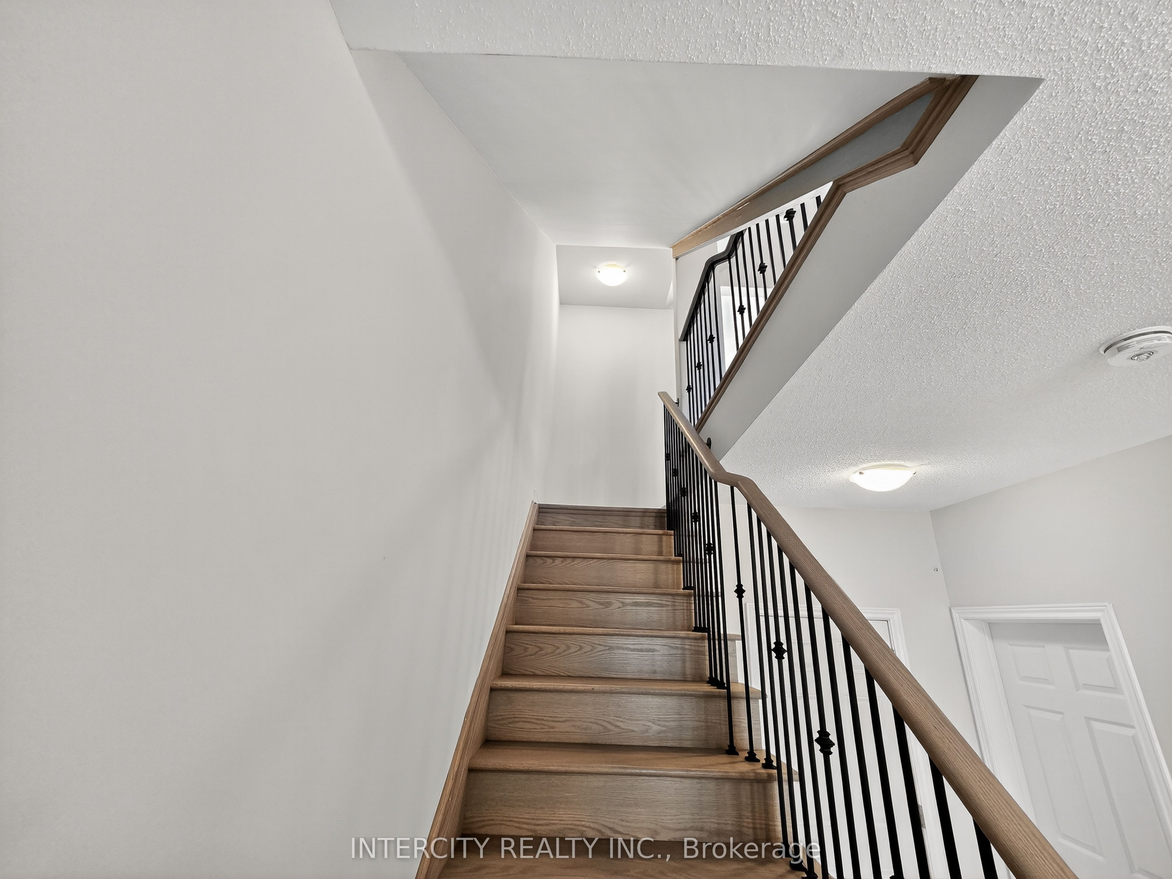 MLS #W12486790 image #8