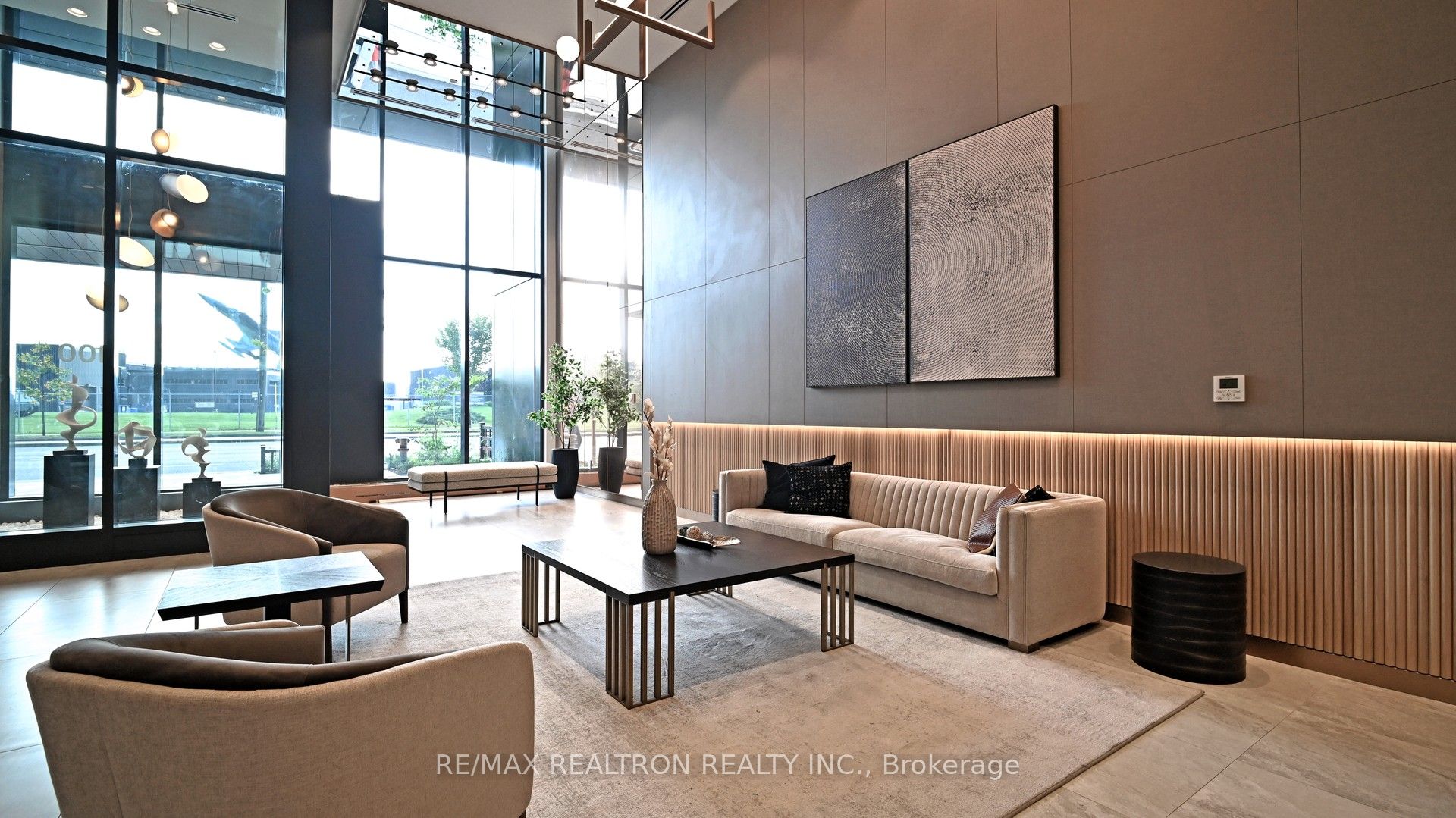 MLS #W12487446 image #7