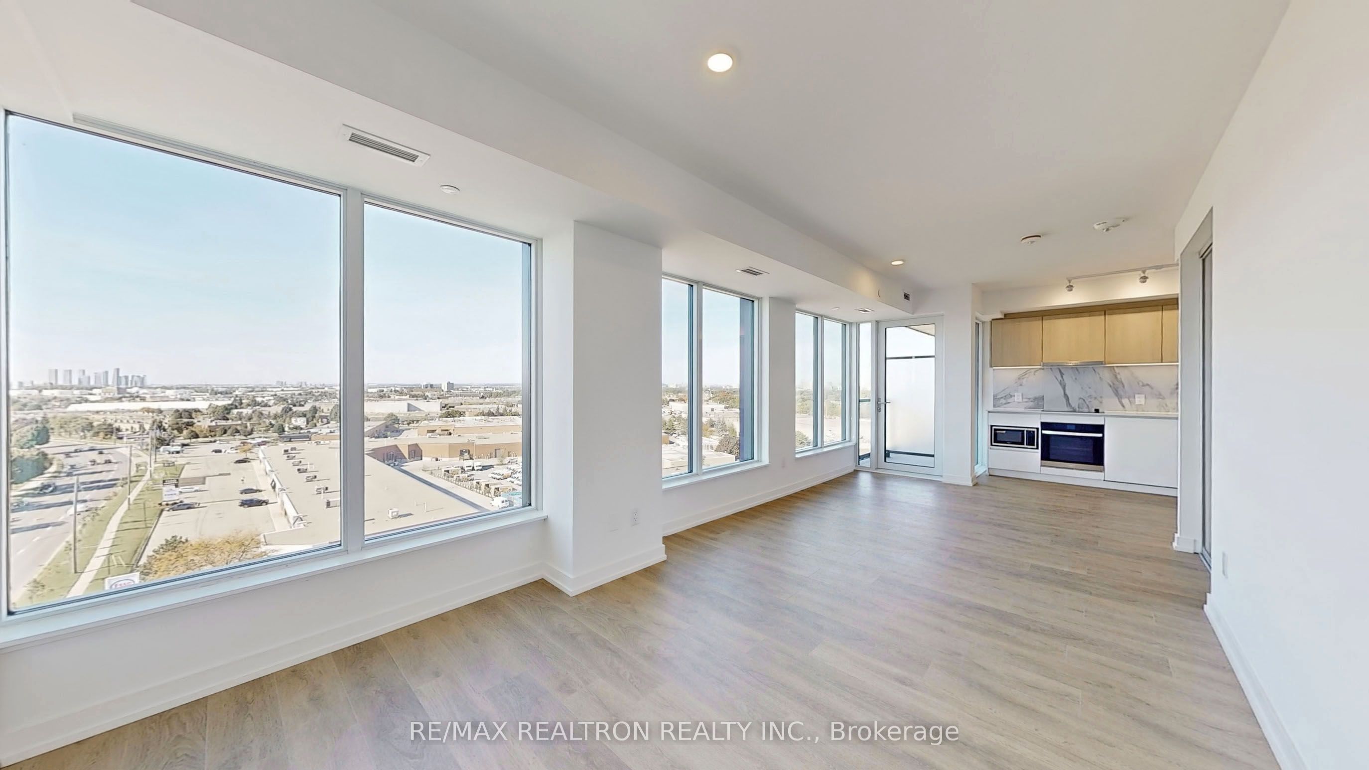 MLS #W12487446 image #8