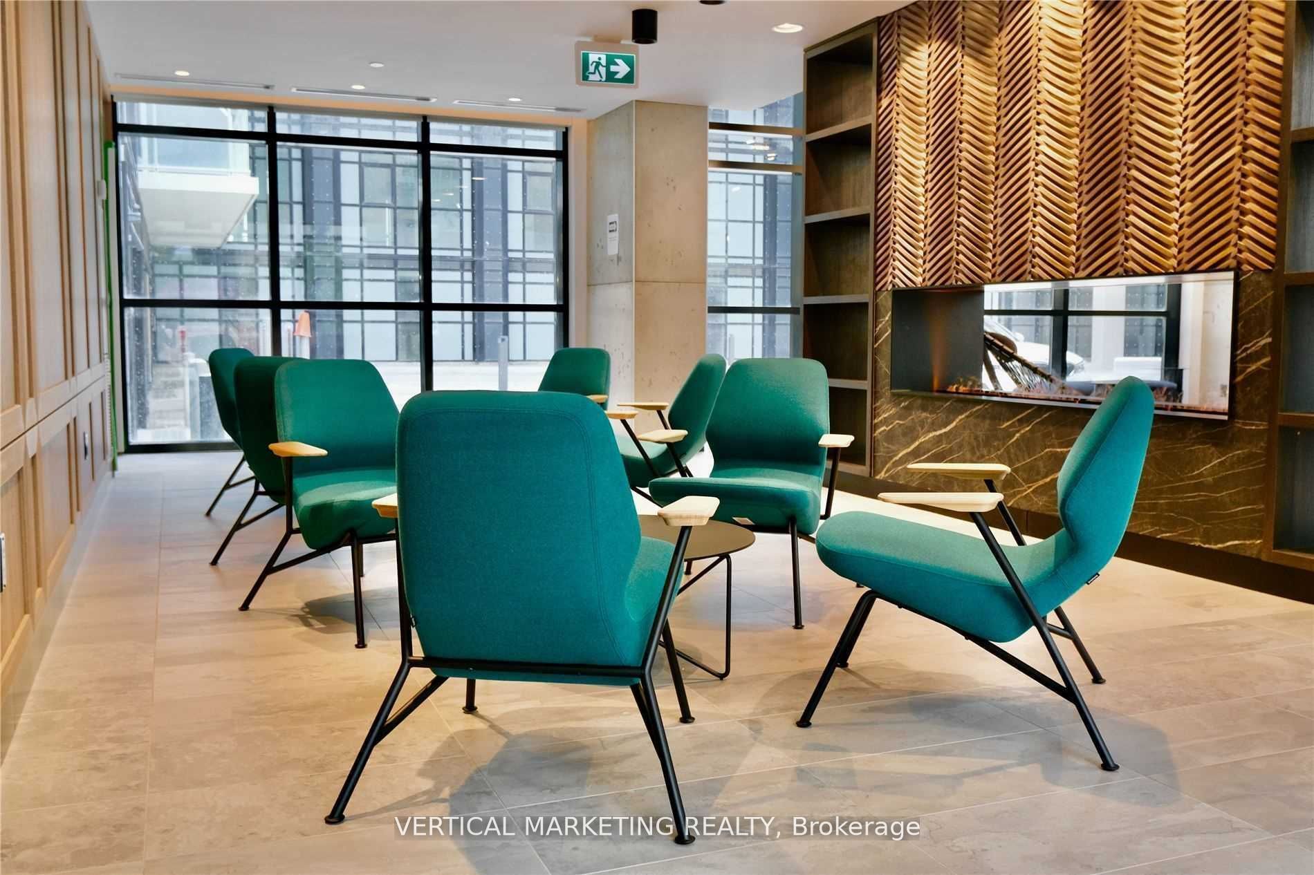 MLS #W12487518 image #3