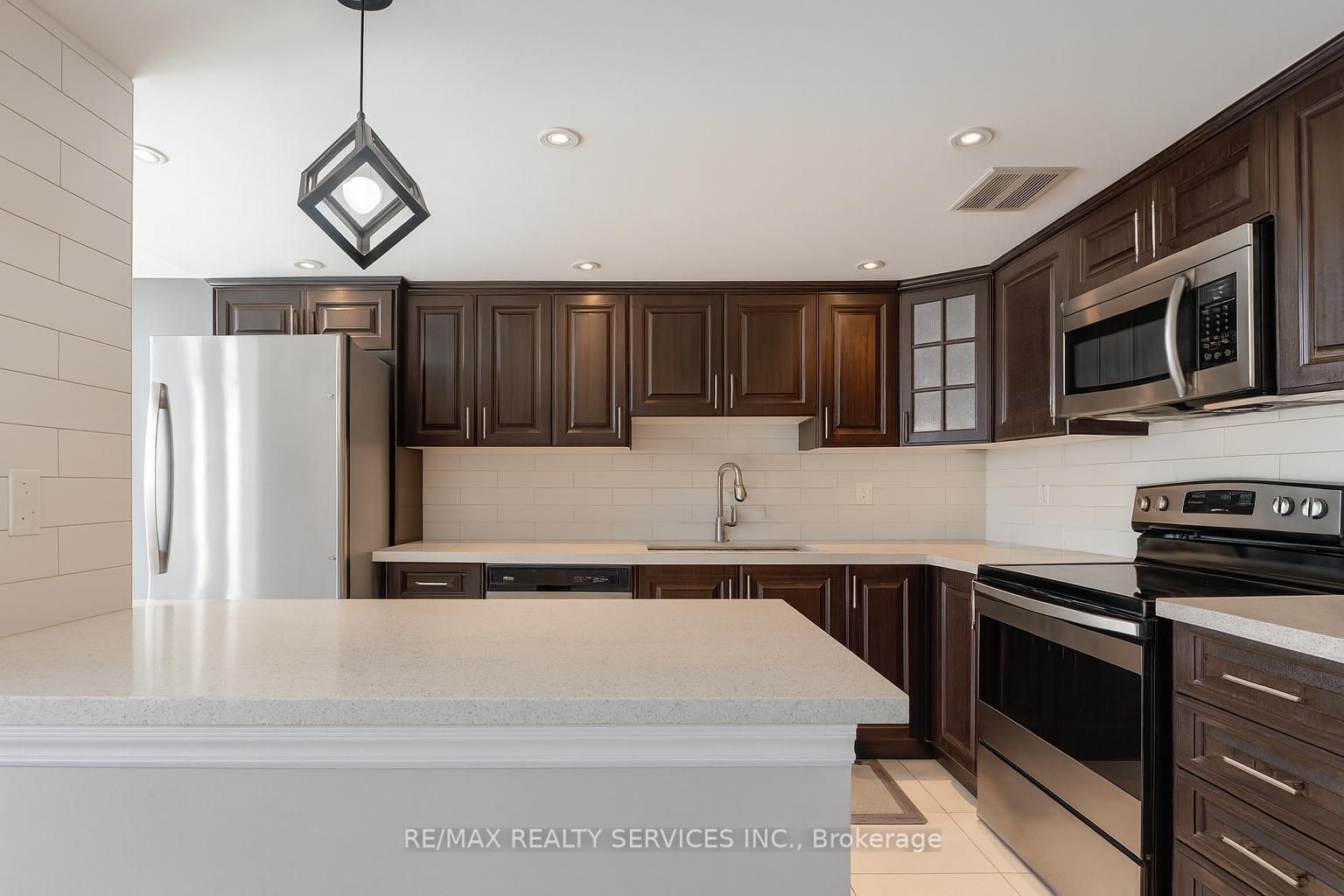 MLS #W12488620 image #3