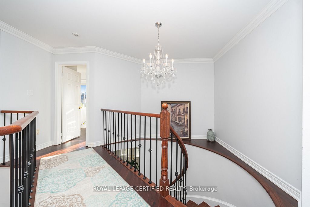 MLS #W12488746 image #24