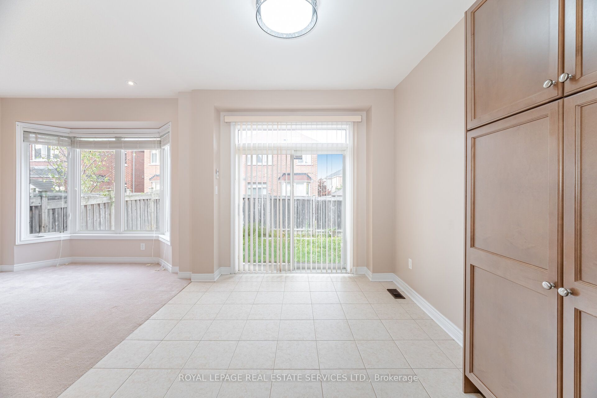 MLS #W12488910 image #11