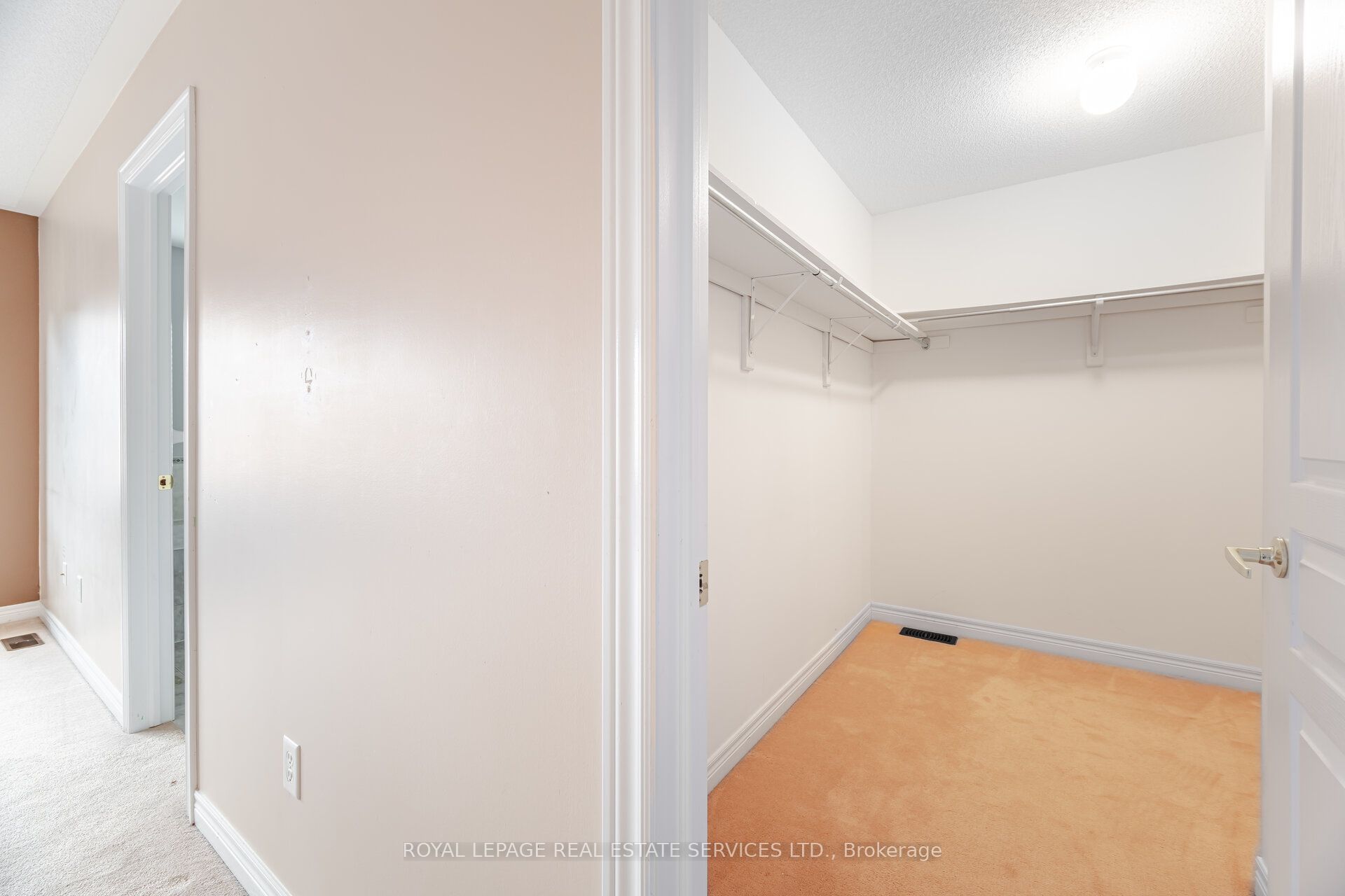 MLS #W12488910 image #24