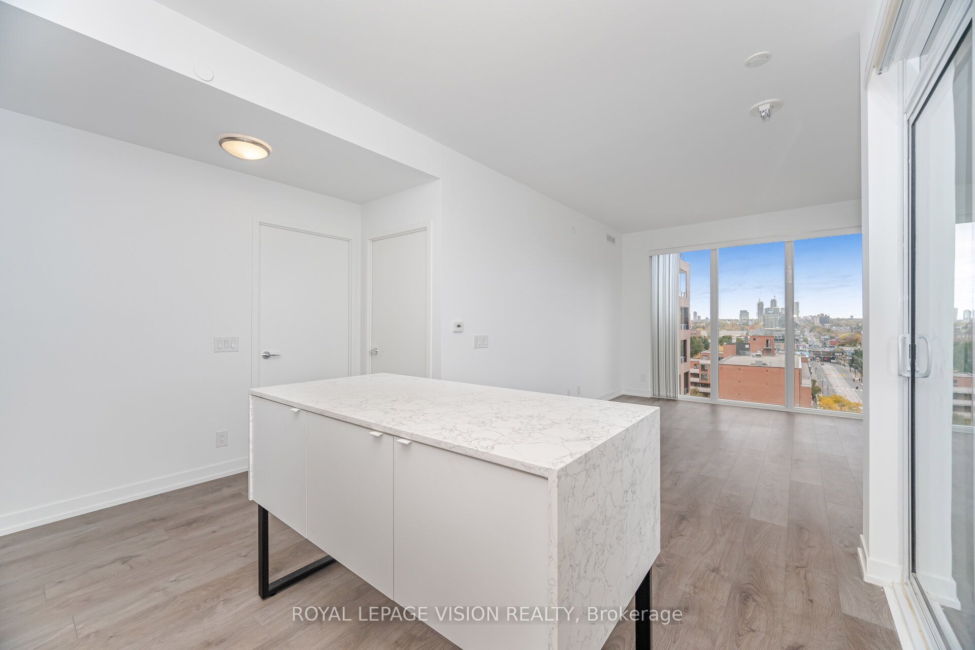 MLS #W12494208 image #12