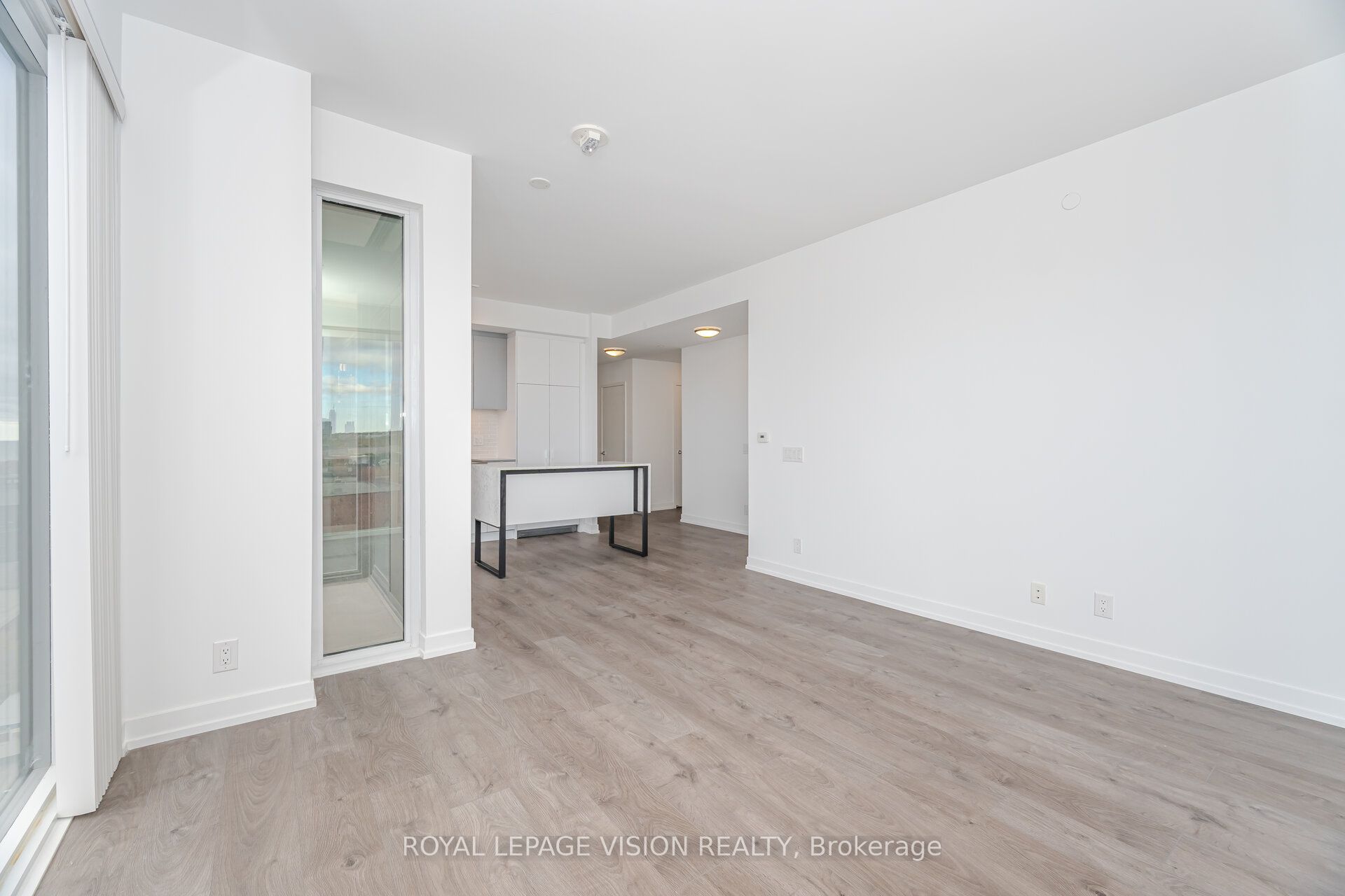 MLS #W12494208 image #17