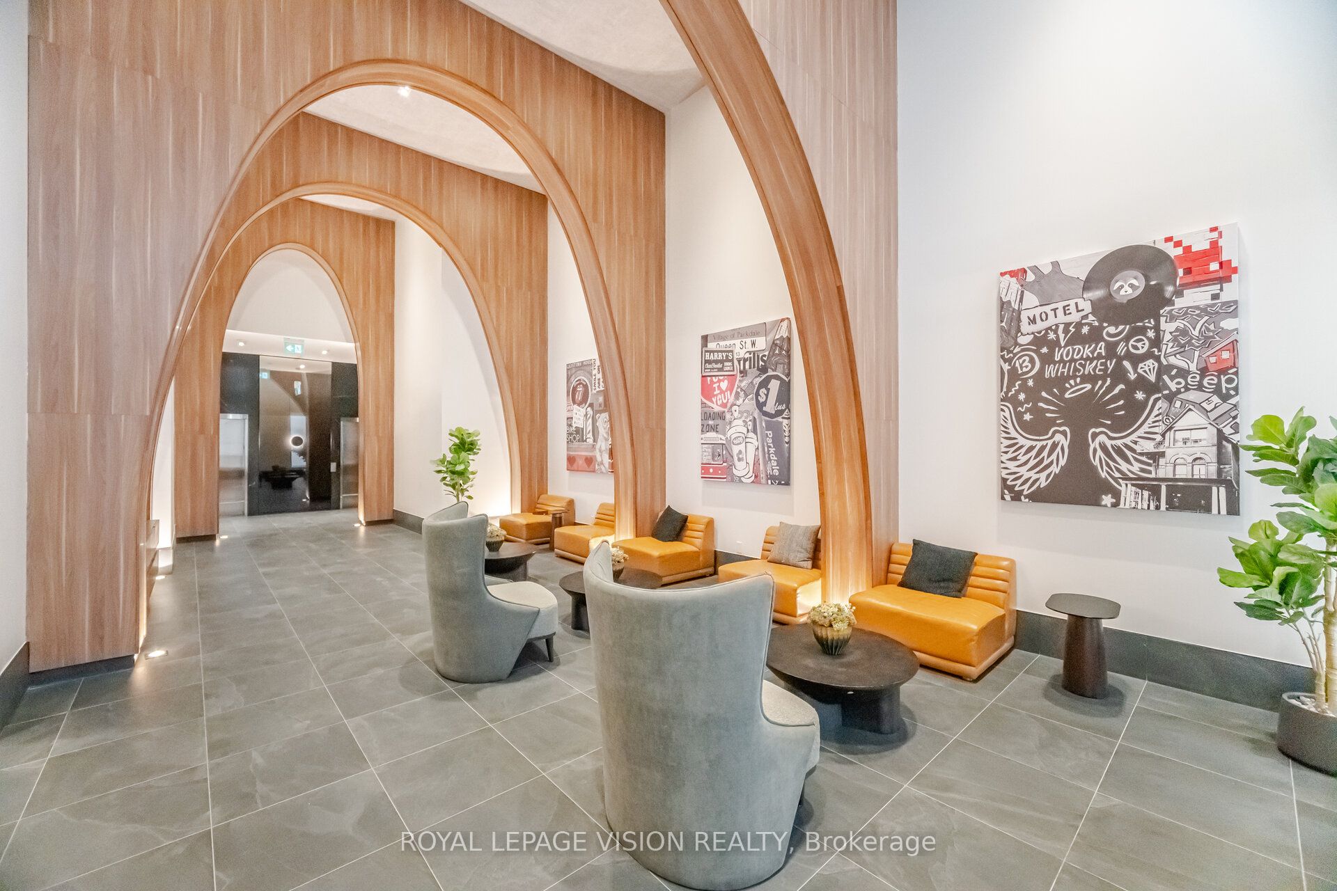 MLS #W12494208 image #3