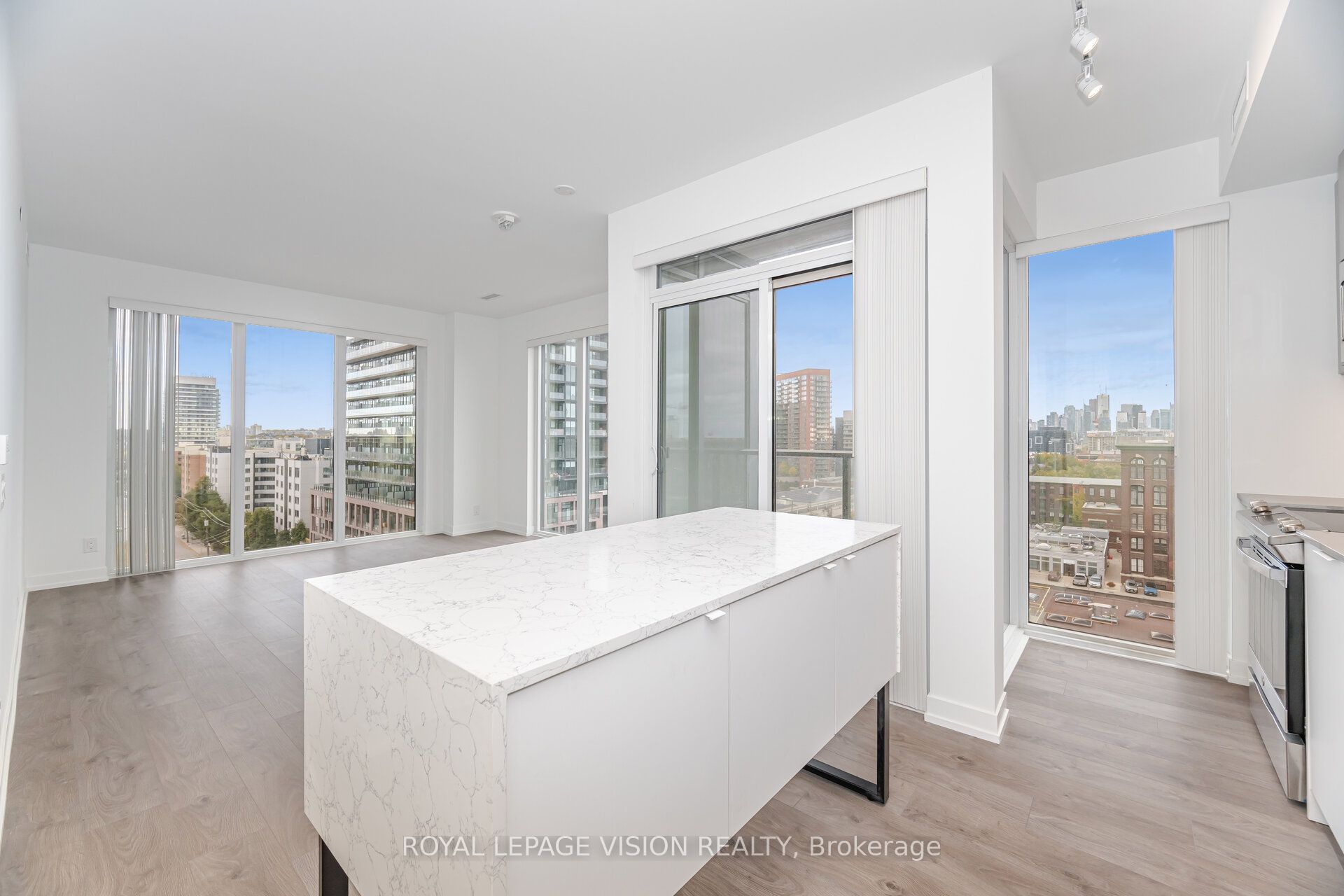 MLS #W12494208 image #8