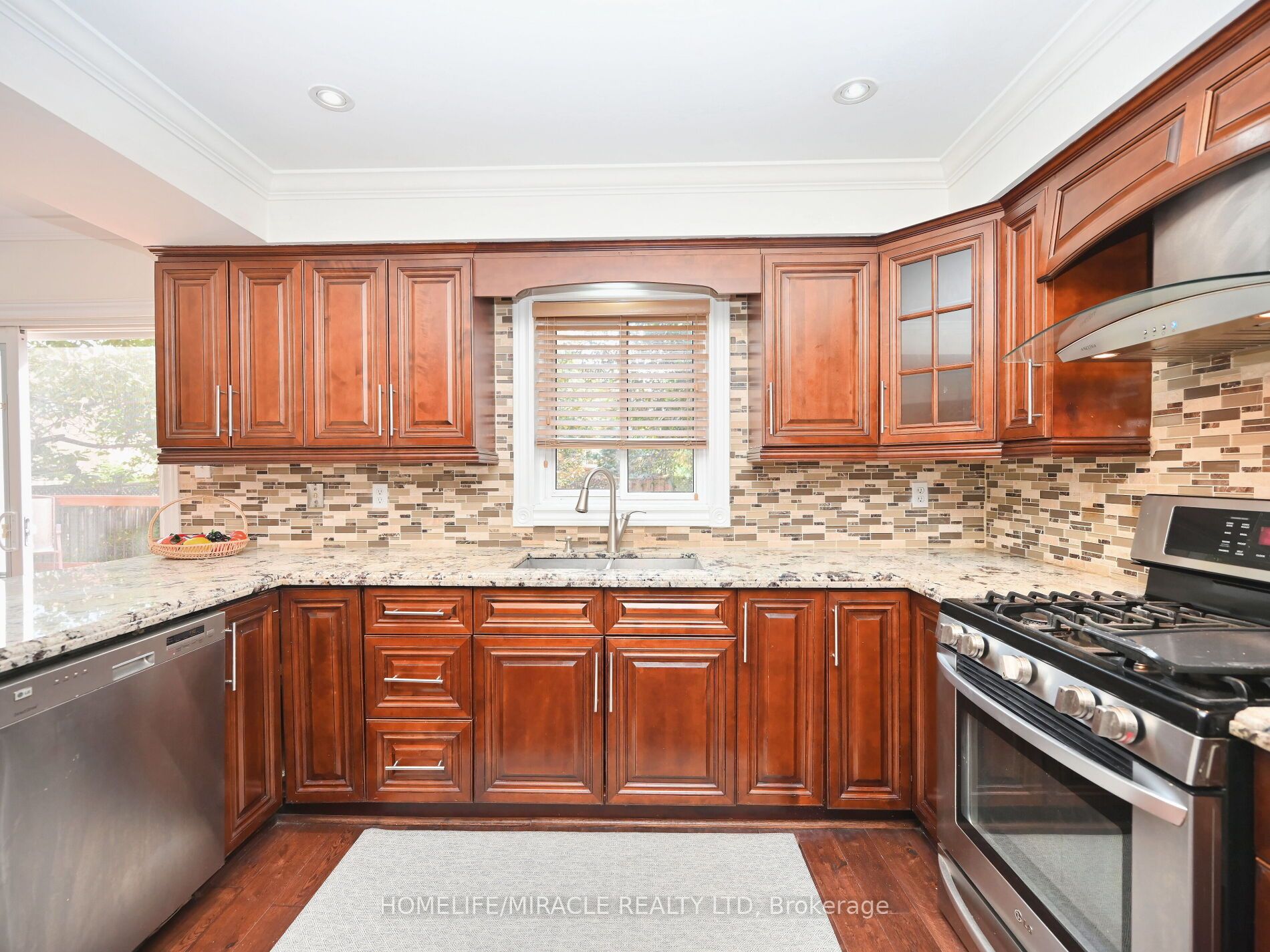 MLS #W12494350 image #13