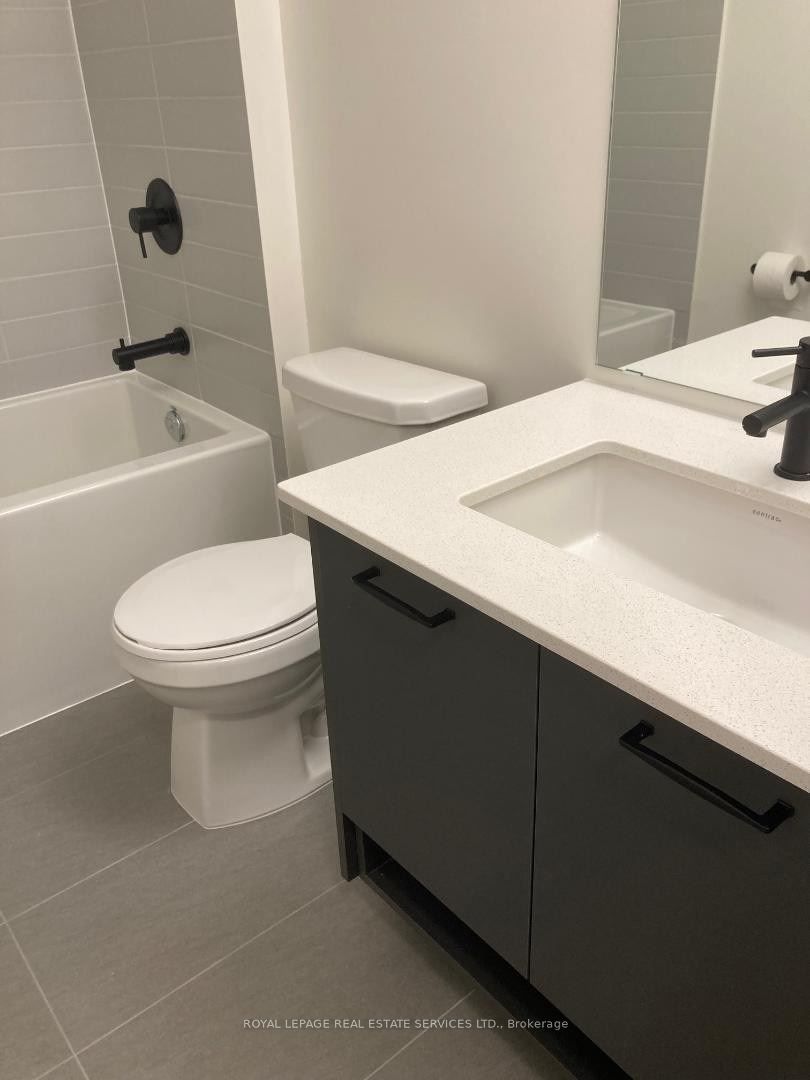 MLS #W12494392 image #11