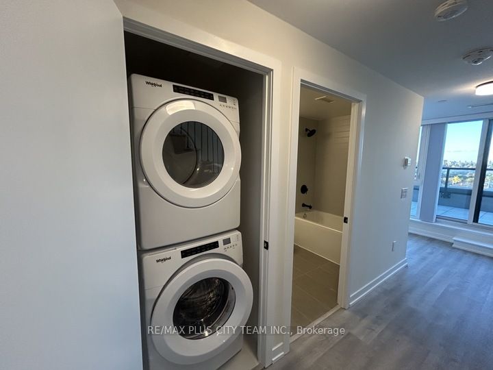 MLS #W12494642 image #15