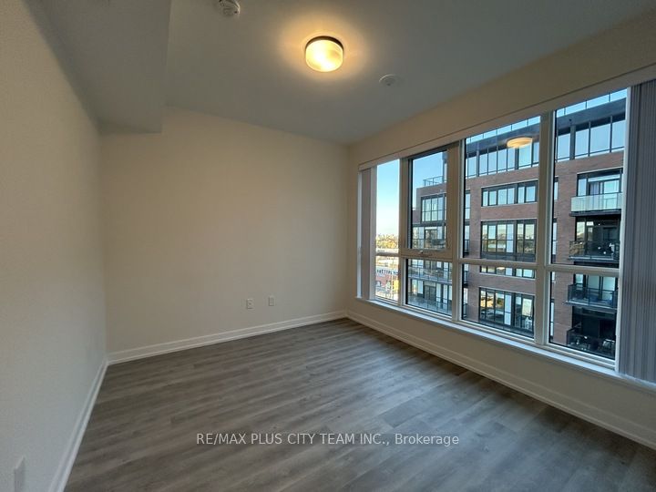 MLS #W12494642 image #7