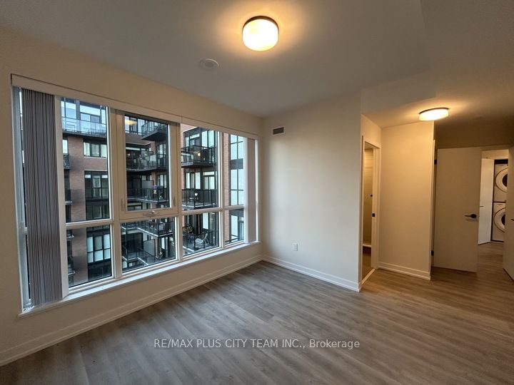 MLS #W12494642 image #8