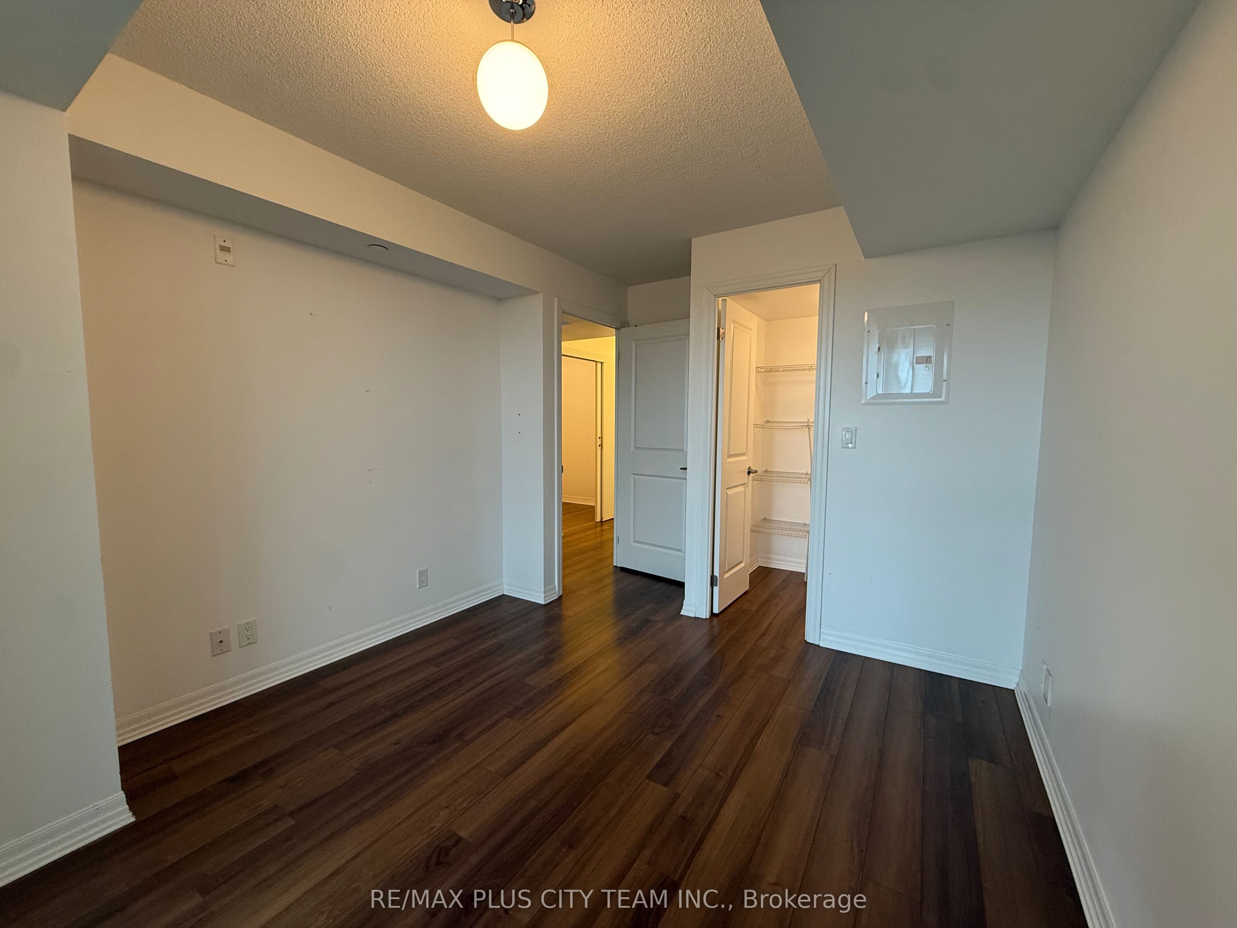 MLS #W12494730 image #12