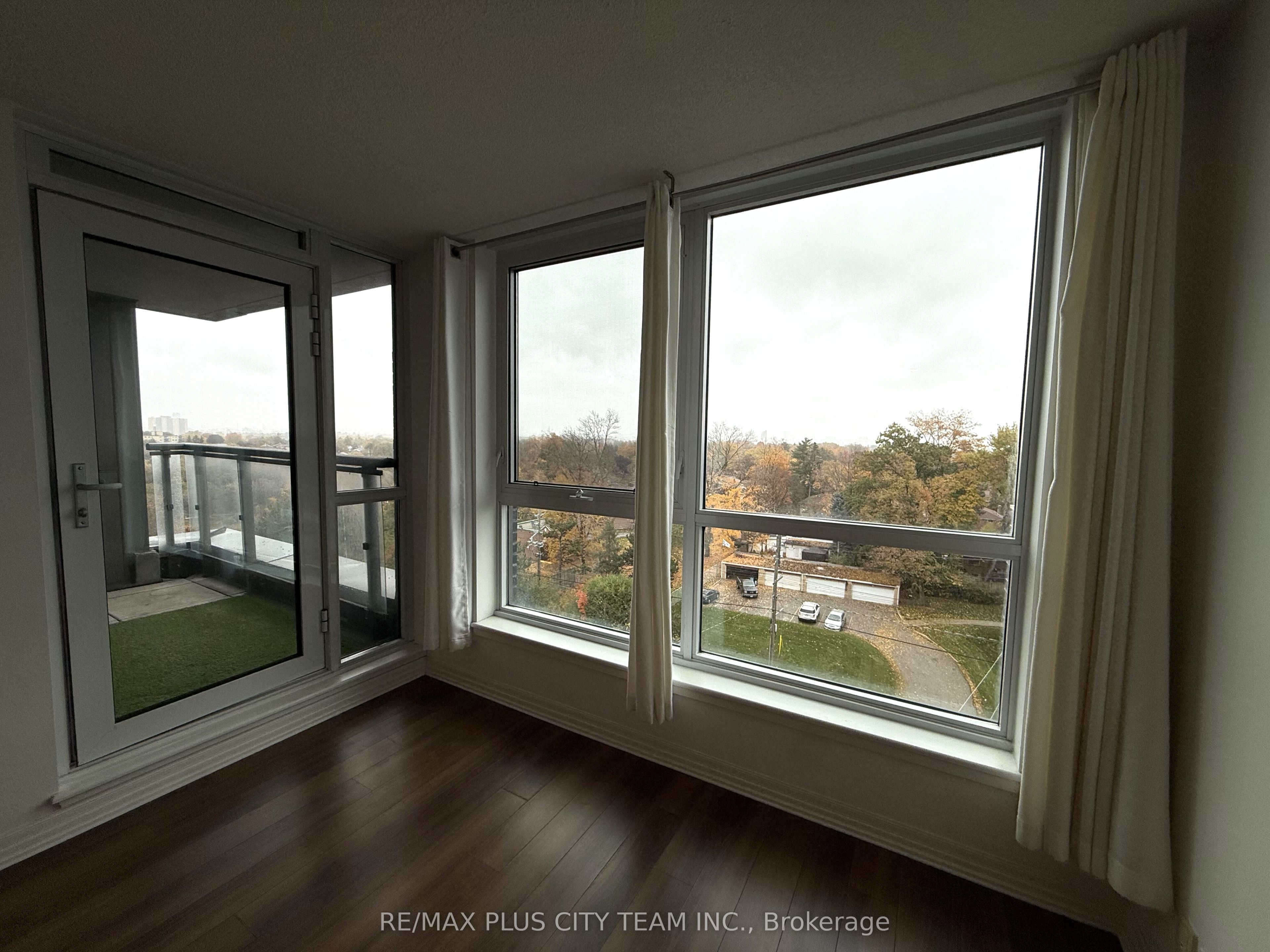 MLS #W12494730 image #6