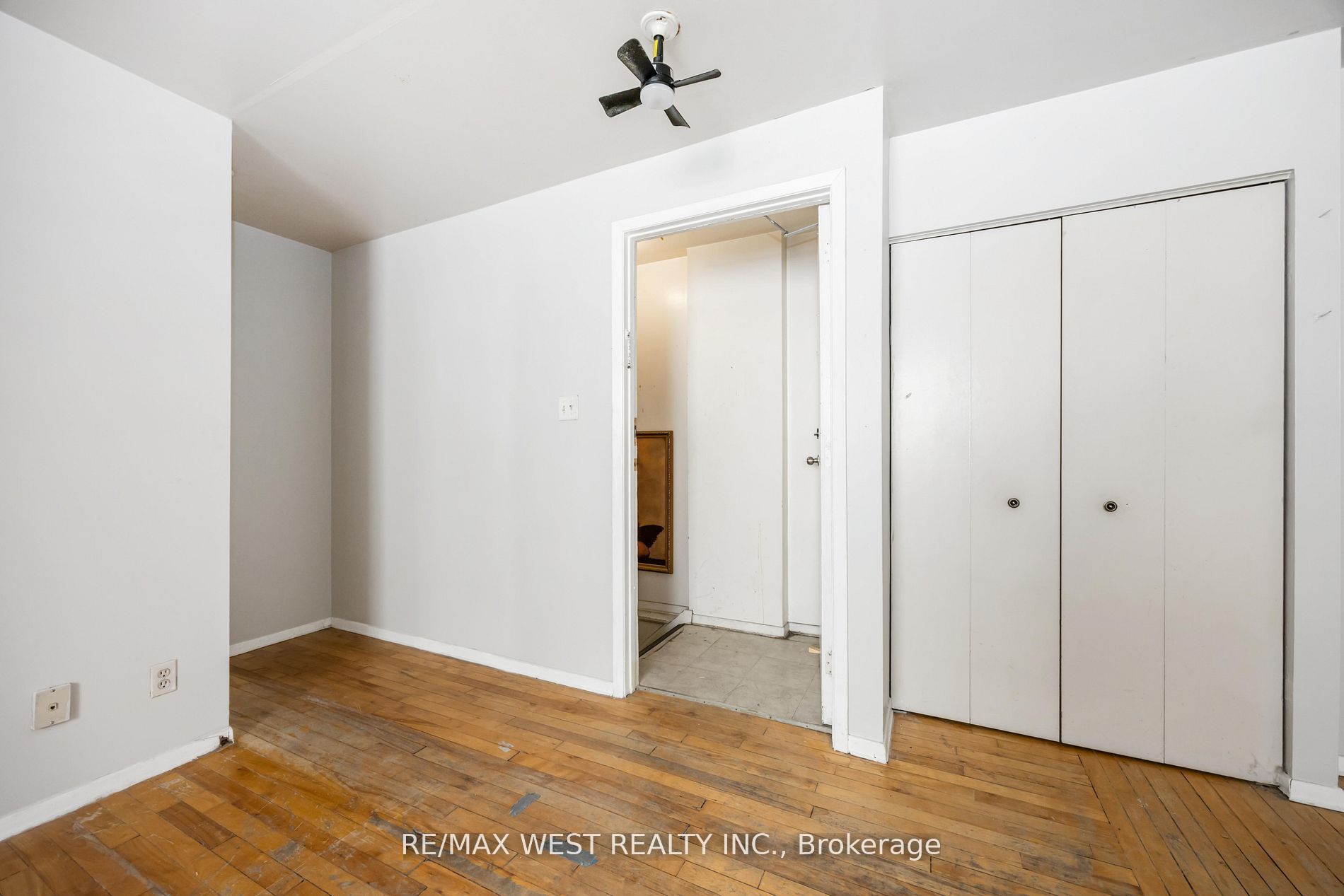 MLS #W12494888 image #1