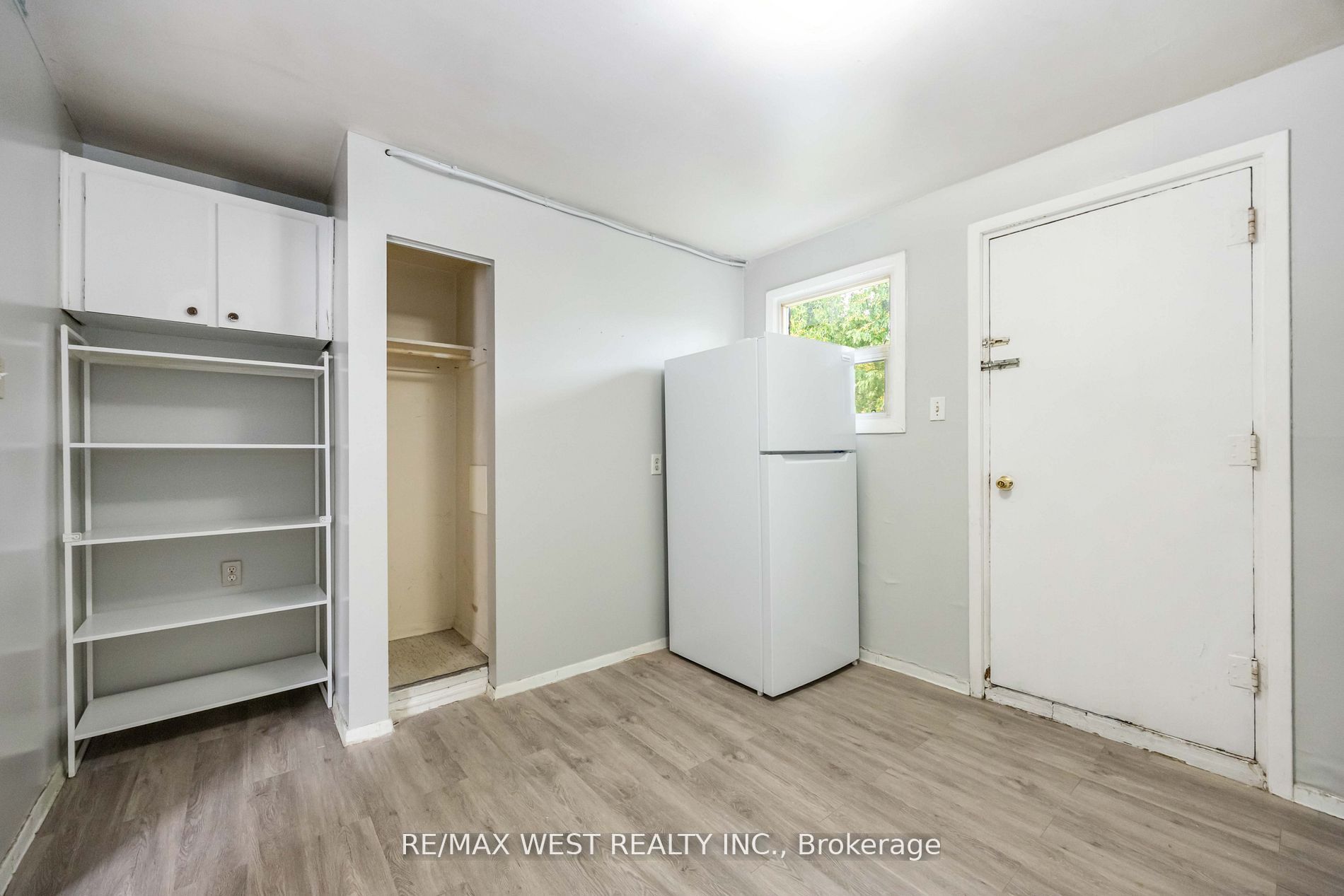 MLS #W12494888 image #6