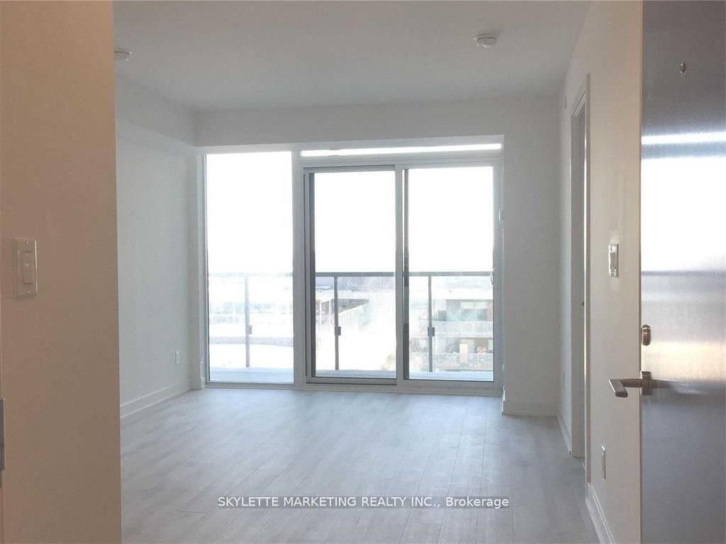 MLS #W12494968 image #5