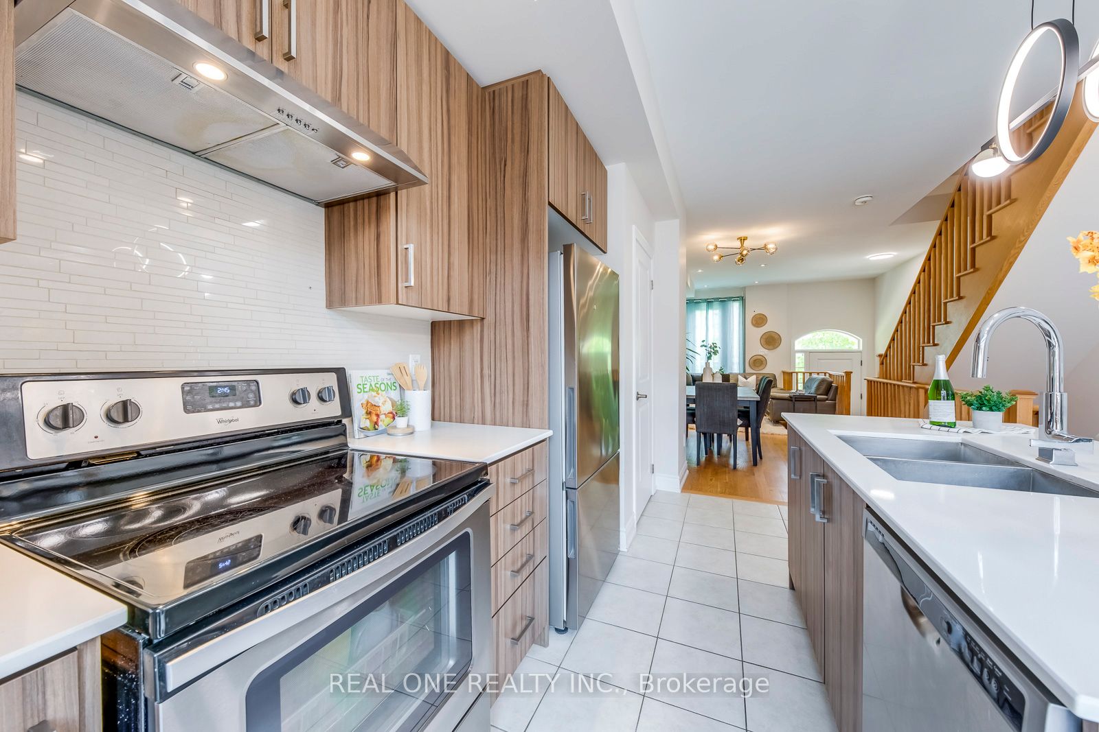 MLS #W12495018 image #13