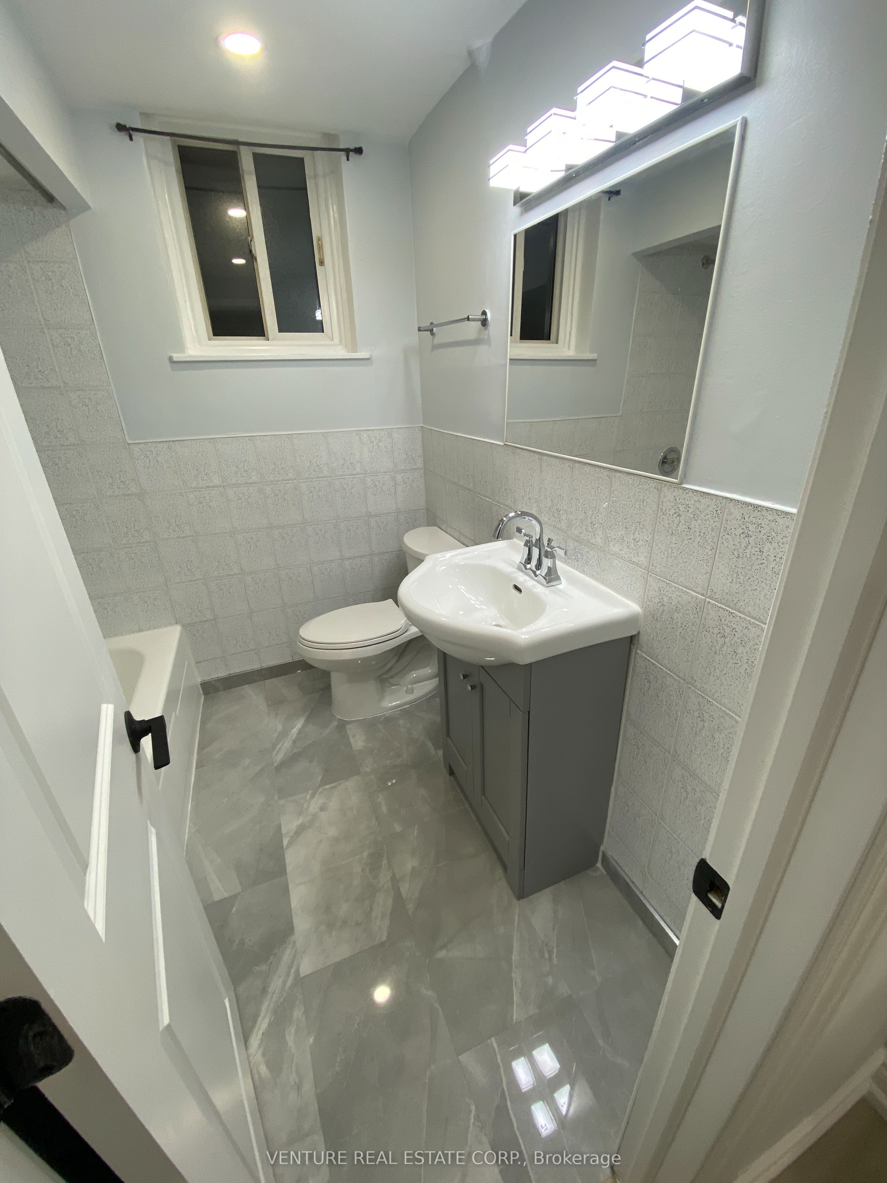 MLS #W12495034 image #23